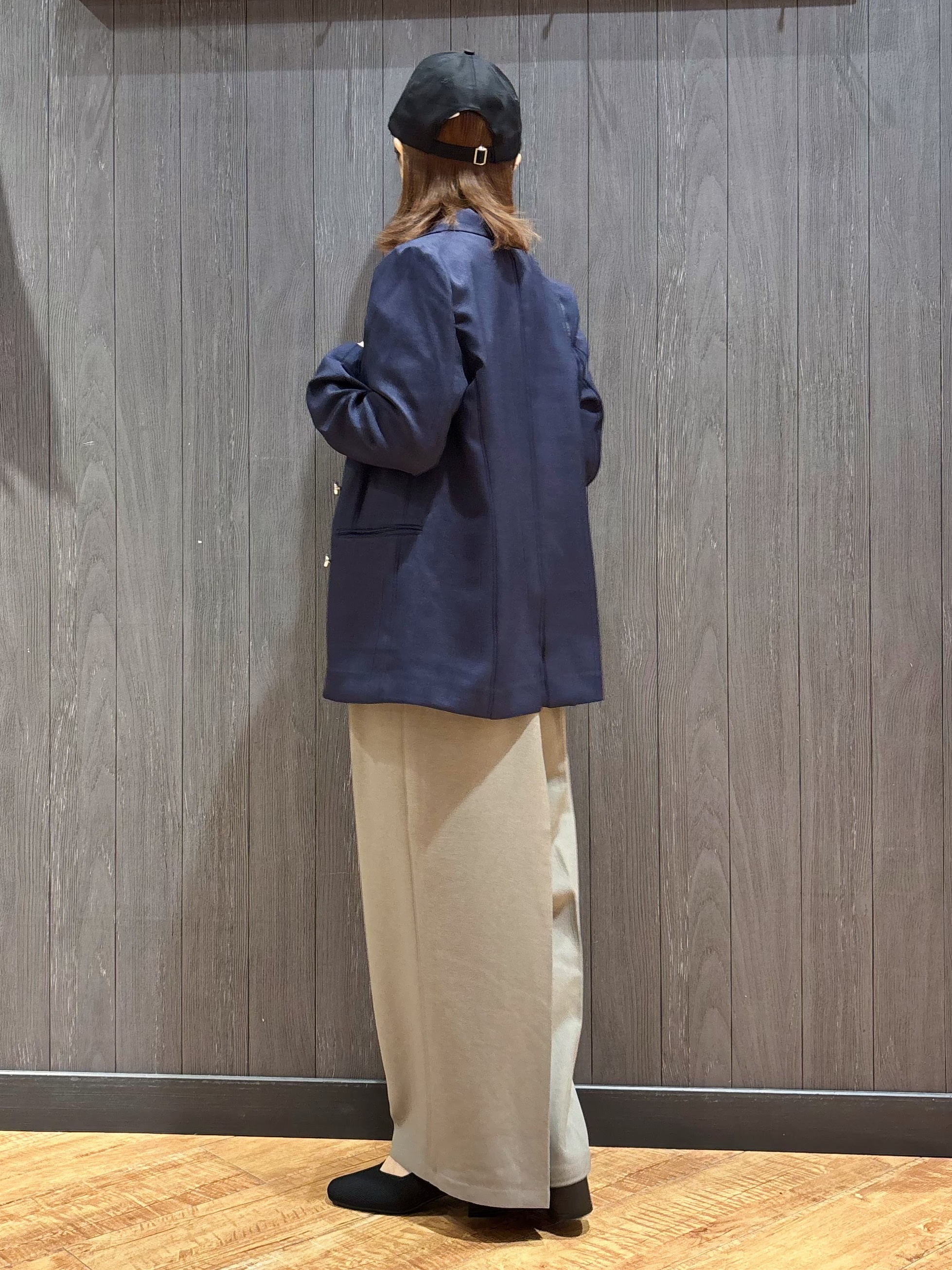 meiさんの「SHOO･LA･RUE｜【着丈選べる/洗濯後しわになりにくい】インせず着られる ドルマンブラウス」を使ったコーディネート