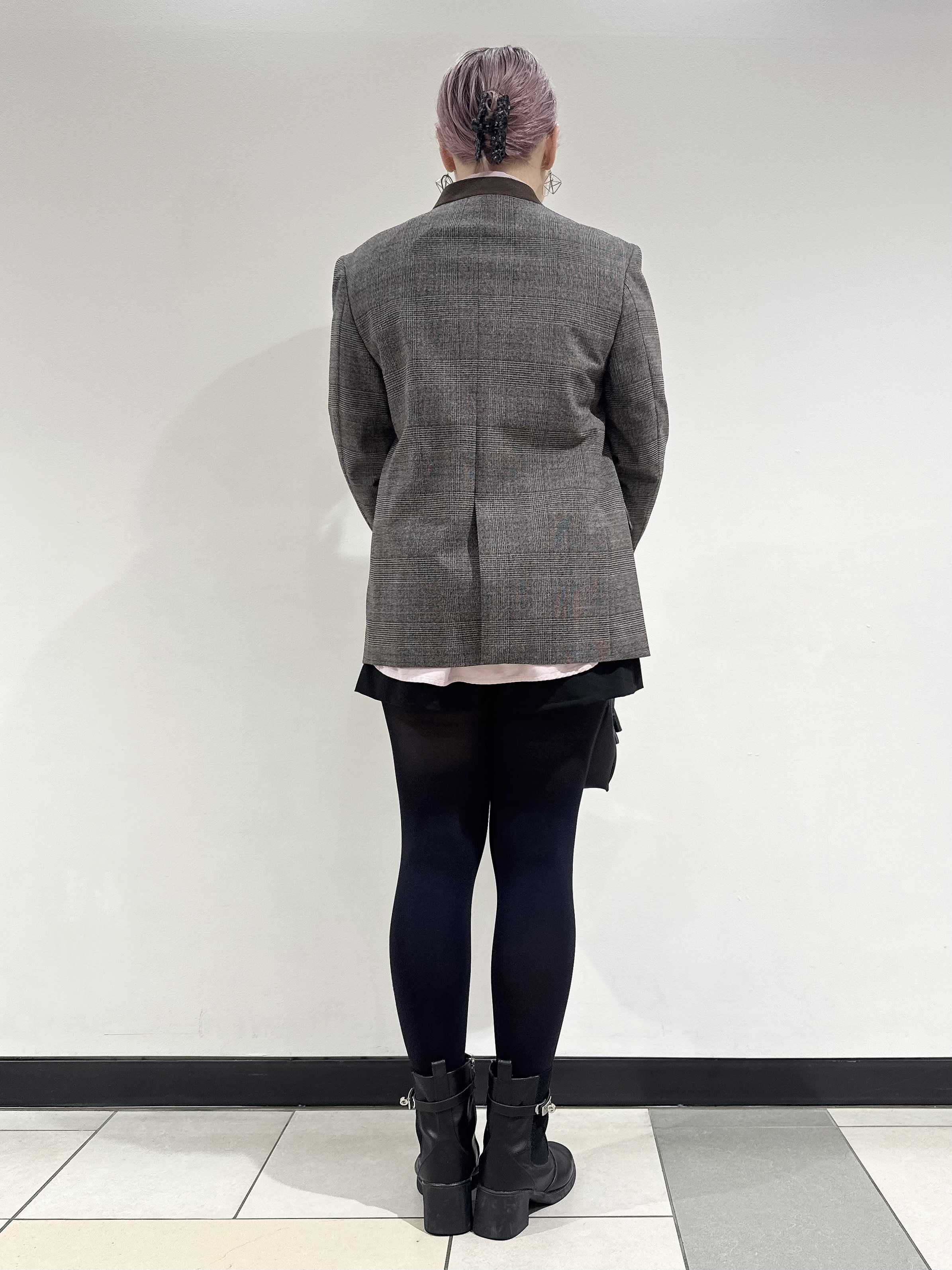 なかもとあきさんの「DRESSTERIOR｜【軽やかな着心地】コーデュロイ オーバーサイズシャツ」を使ったコーディネート
