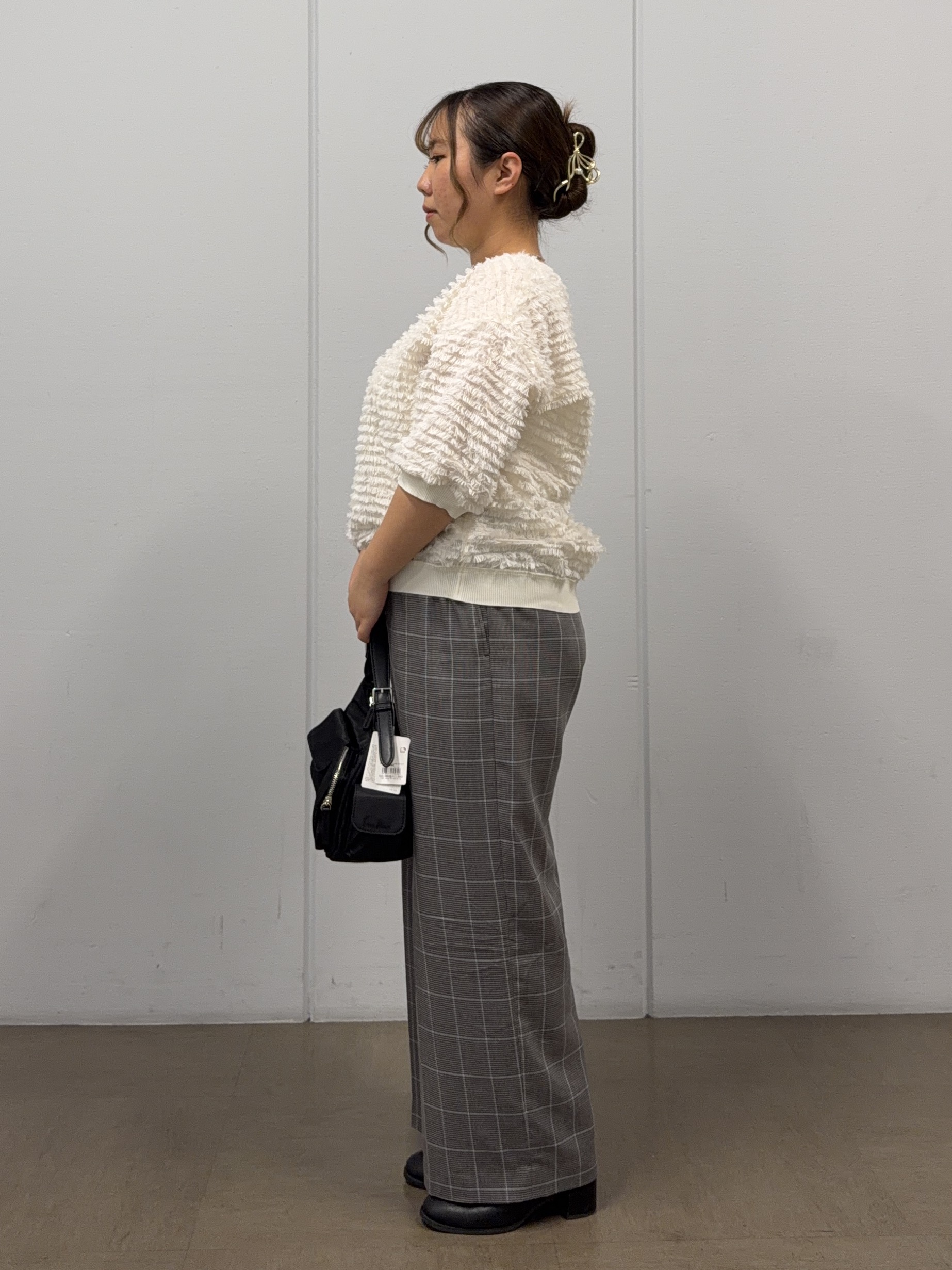 たいさんの「UNTITLED｜【秋映え/体型カバー】フェザージャガードプルオーバー」を使ったコーディネート