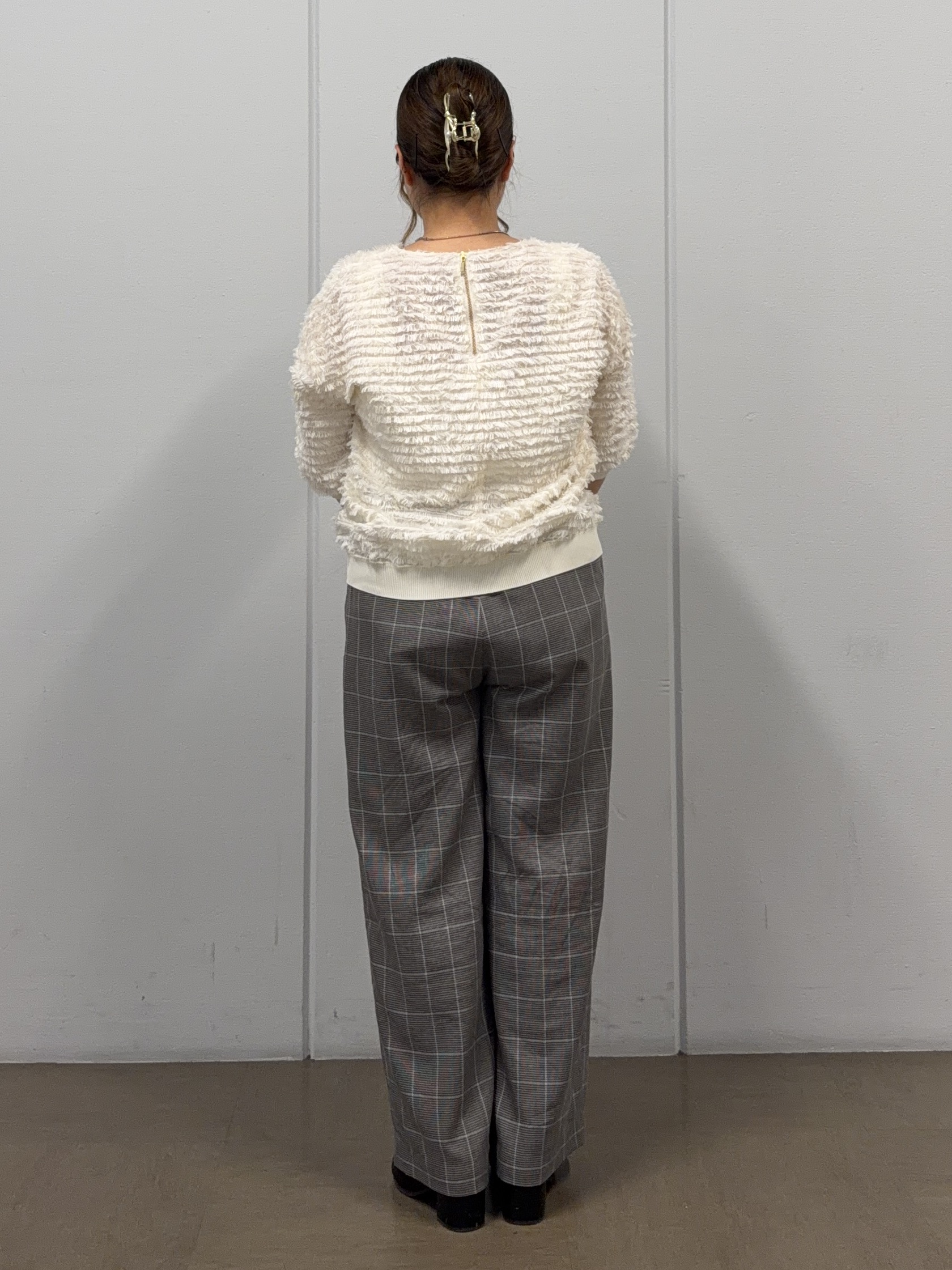 たいさんの「UNTITLED｜【秋映え/体型カバー】フェザージャガードプルオーバー」を使ったコーディネート