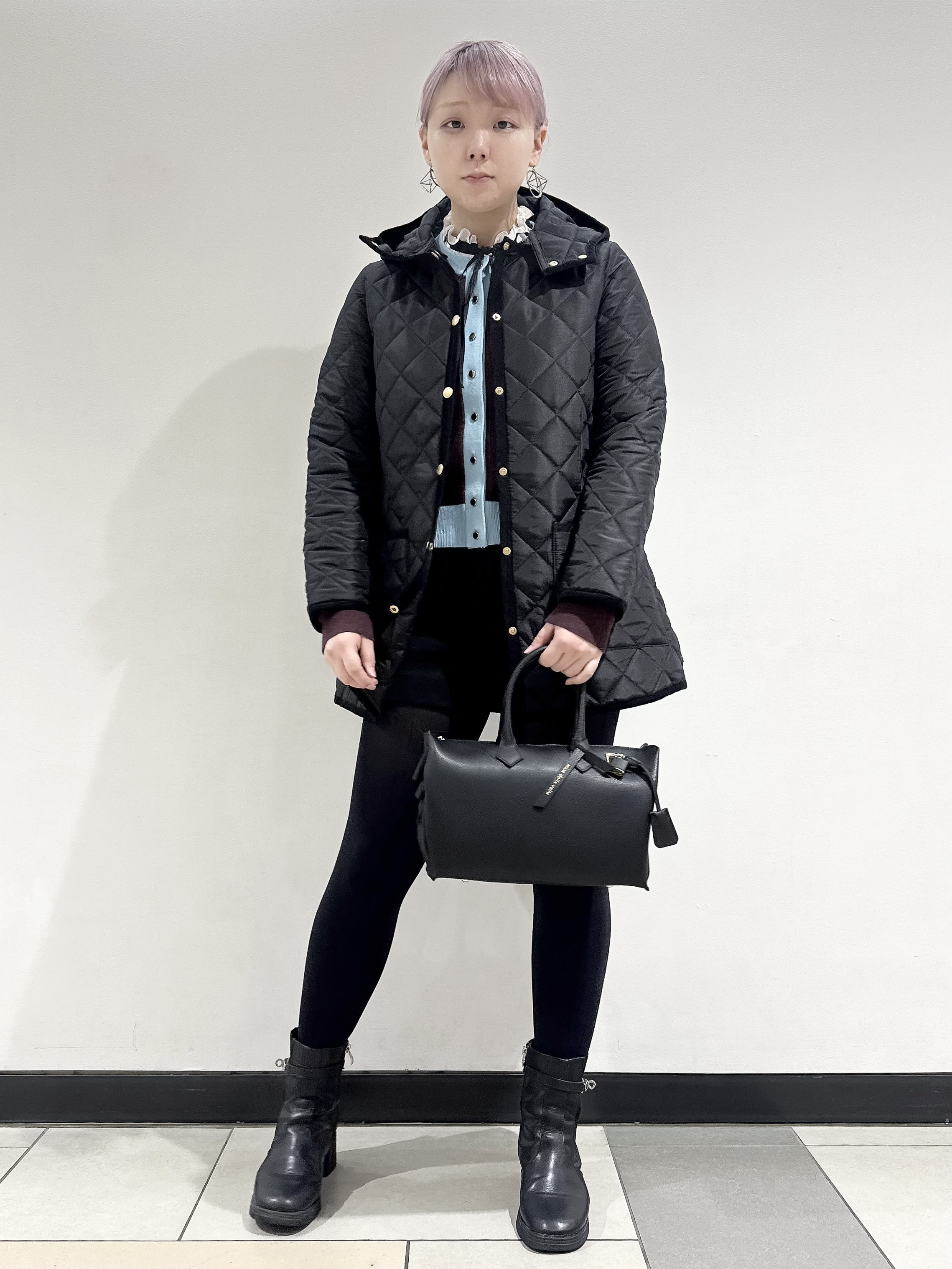 なかもとあきさんの「DRESSTERIOR｜Traditional Weatherwear（トラディショナル ウェザーウェア）ARKLEY MI」を使ったコーディネート