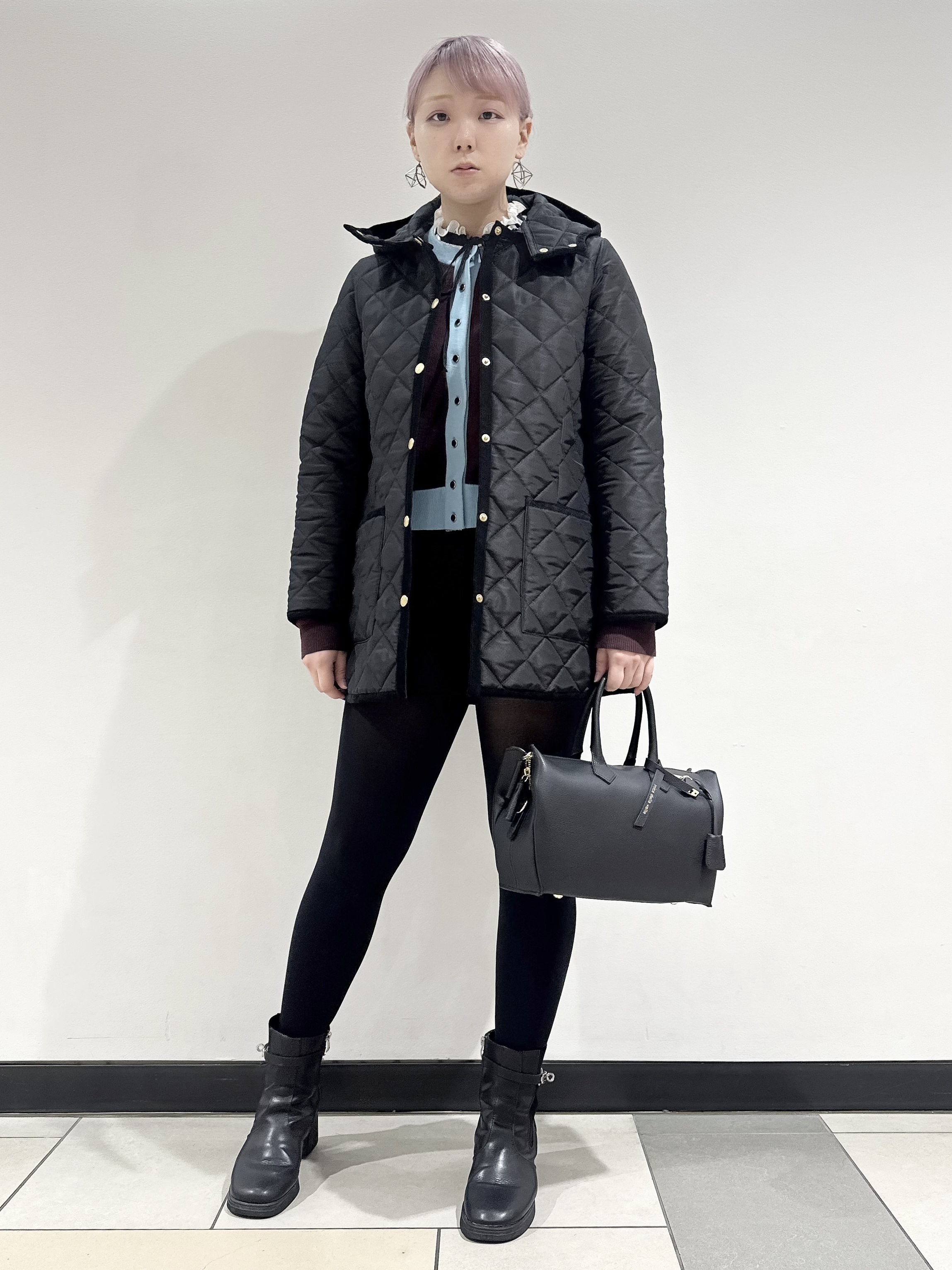 なかもとあきさんの「DRESSTERIOR｜Traditional Weatherwear（トラディショナル ウェザーウェア）ARKLEY MI」を使ったコーディネート