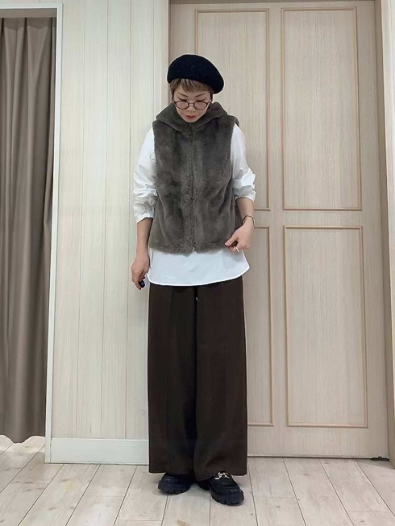 Turnerさんの「SHOO･LA･RUE｜【洗濯機可/撥水/マルチWAY】ファーライナー付き 毎日欲張りマンパ」を使ったコーディネート