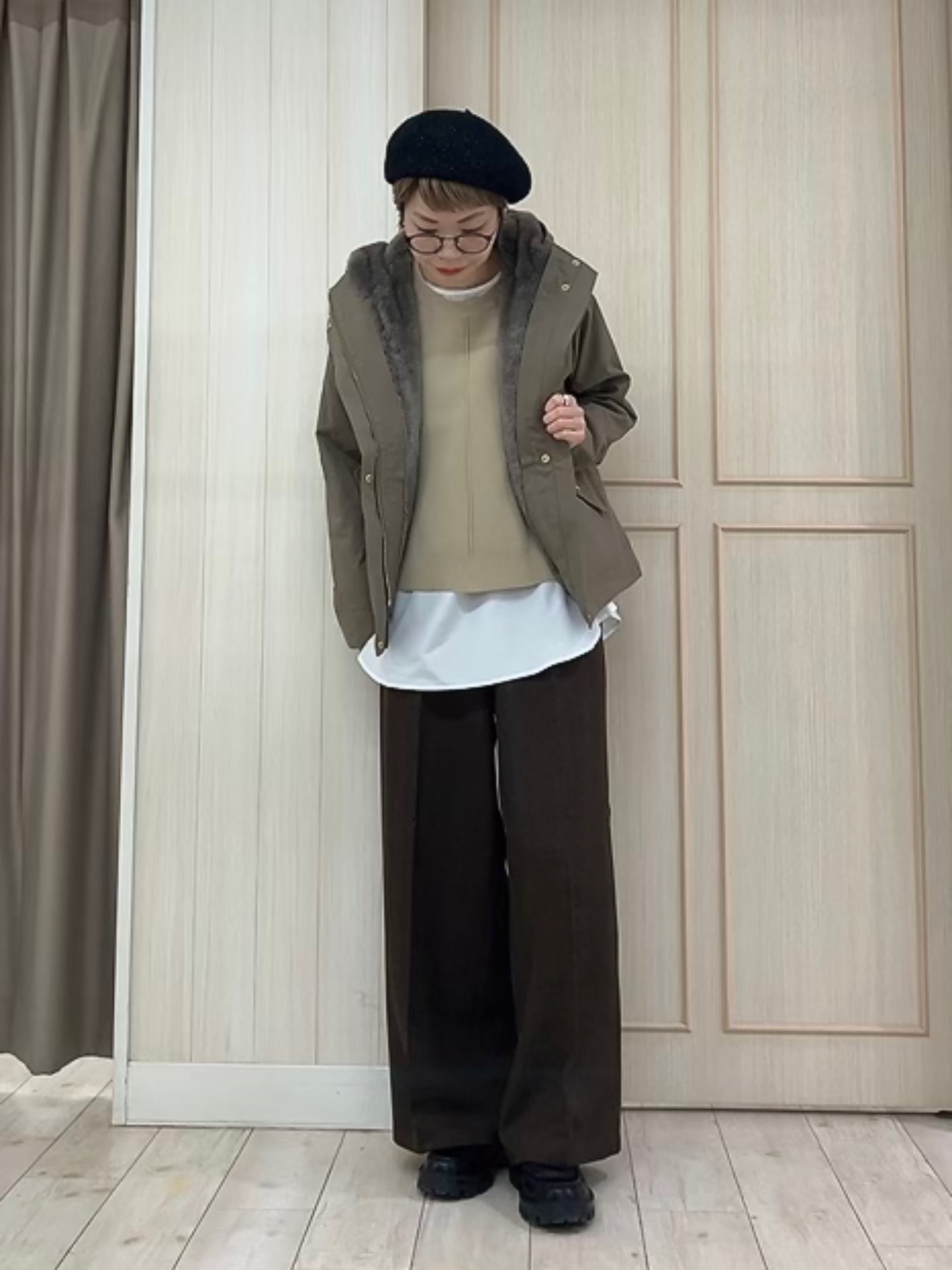 Turnerさんの「SHOO･LA･RUE｜【洗濯機可/撥水/マルチWAY】ファーライナー付き 毎日欲張りマンパ」を使ったコーディネート