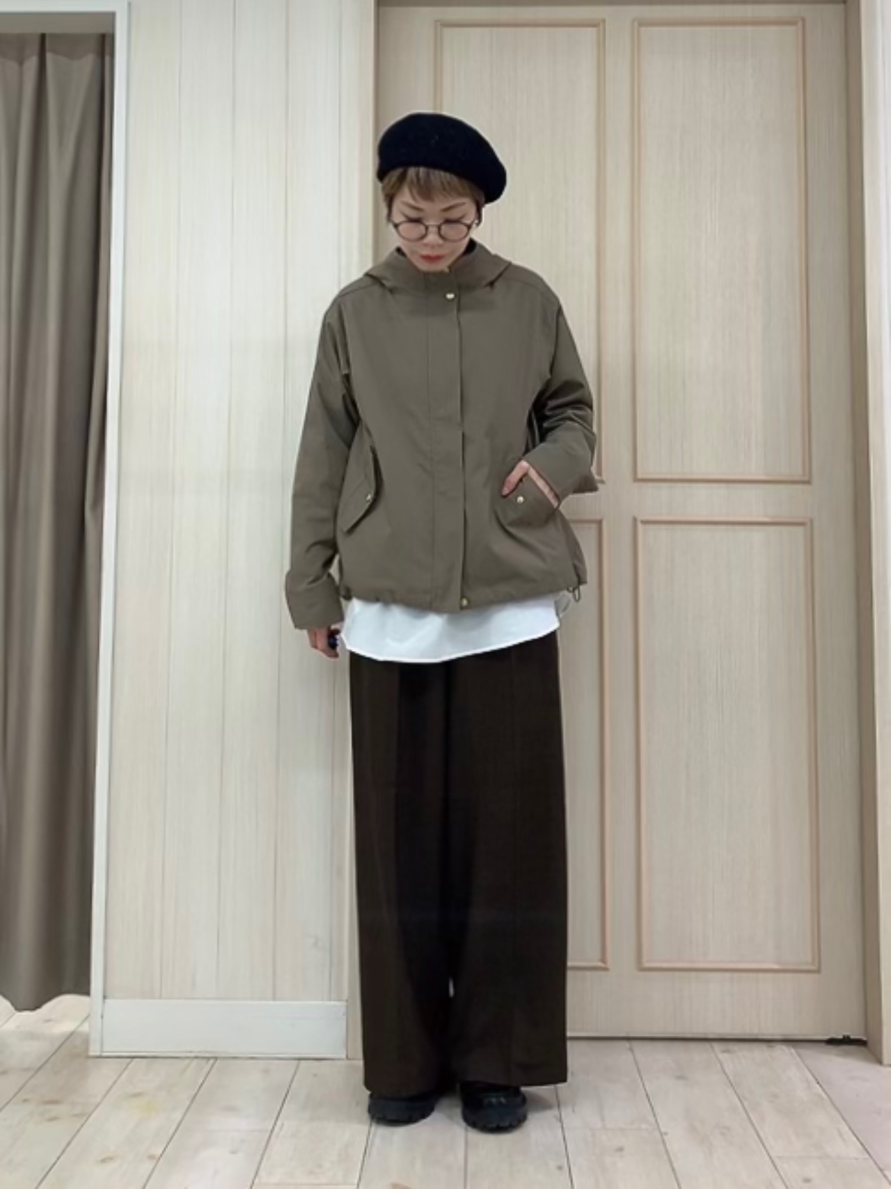 Turnerさんの「SHOO･LA･RUE｜【洗濯機可/撥水/マルチWAY】ファーライナー付き 毎日欲張りマンパ」を使ったコーディネート