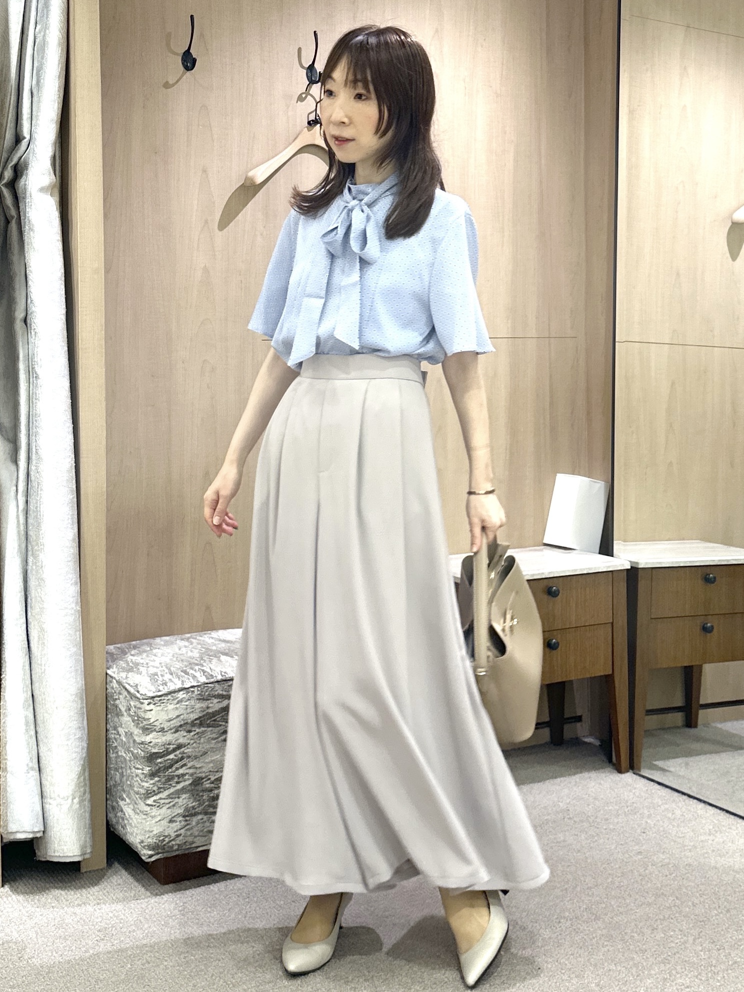 Miwaさんの「UNTITLED｜【通勤オフィス/スーツインナー】ダイヤジオメプリントブラウス」を使ったコーディネート
