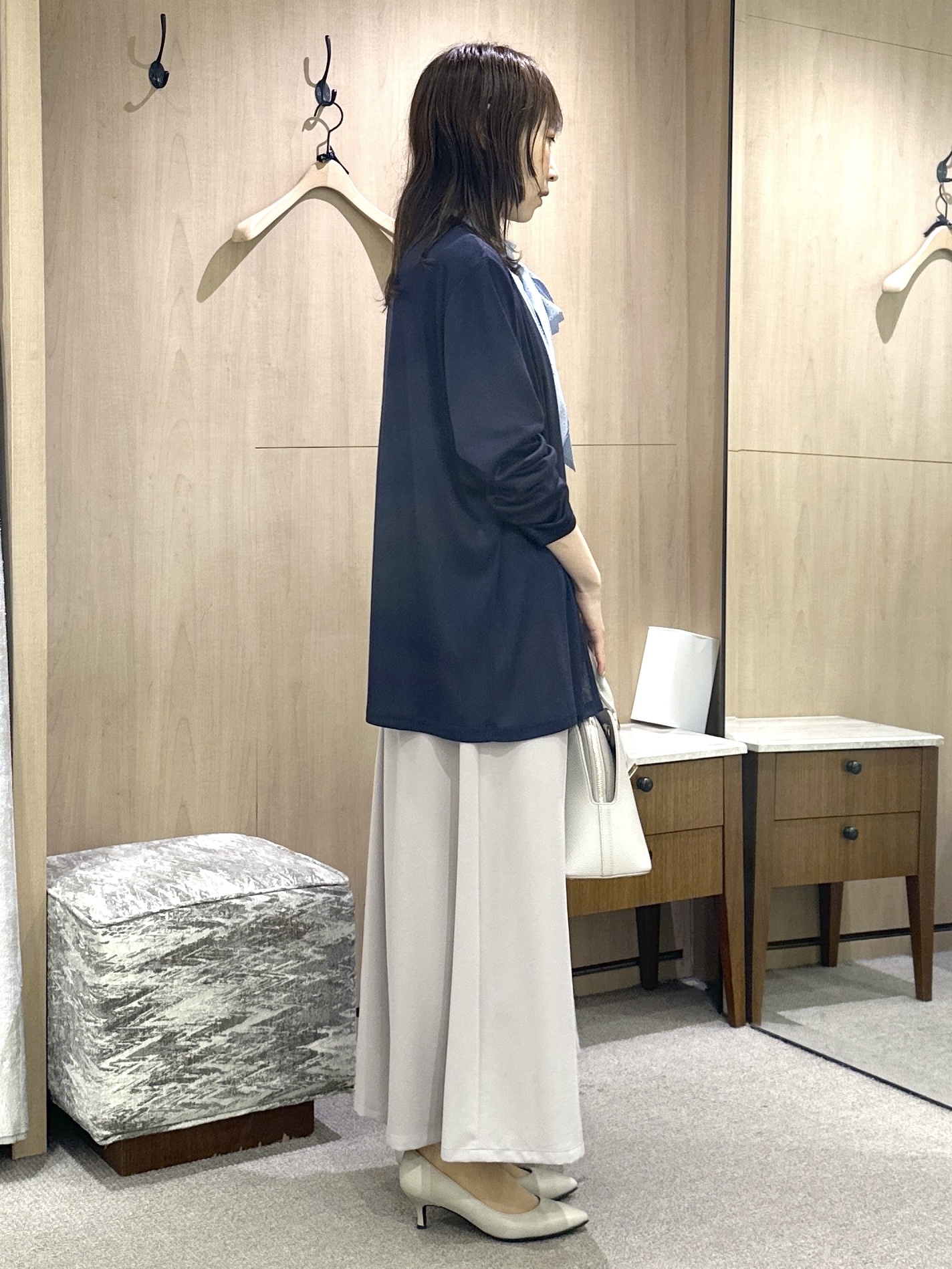 Miwaさんの「UNTITLED｜【通勤オフィス/スーツインナー】ダイヤジオメプリントブラウス」を使ったコーディネート