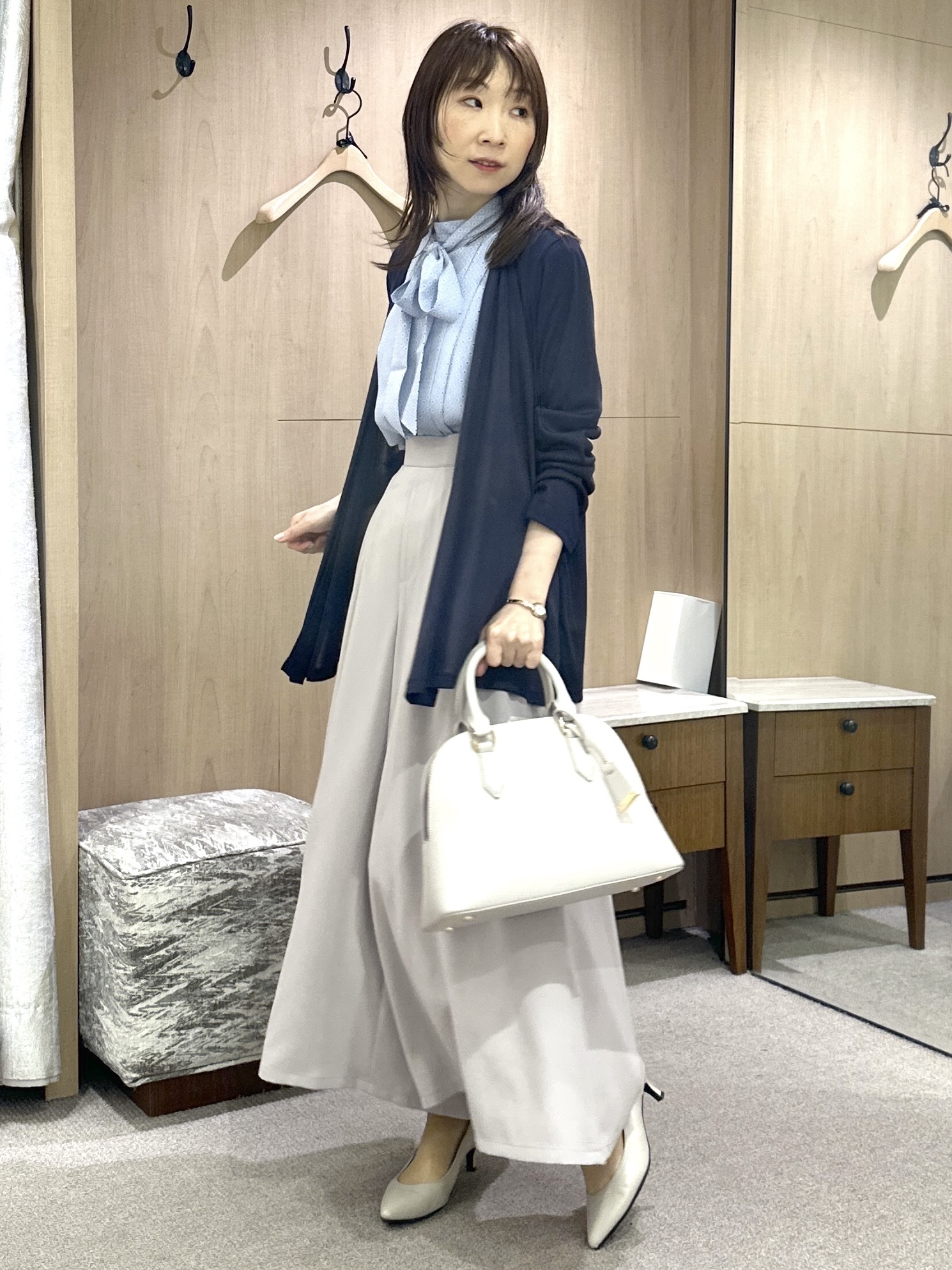Miwaさんの「UNTITLED｜【通勤オフィス/スーツインナー】ダイヤジオメプリントブラウス」を使ったコーディネート