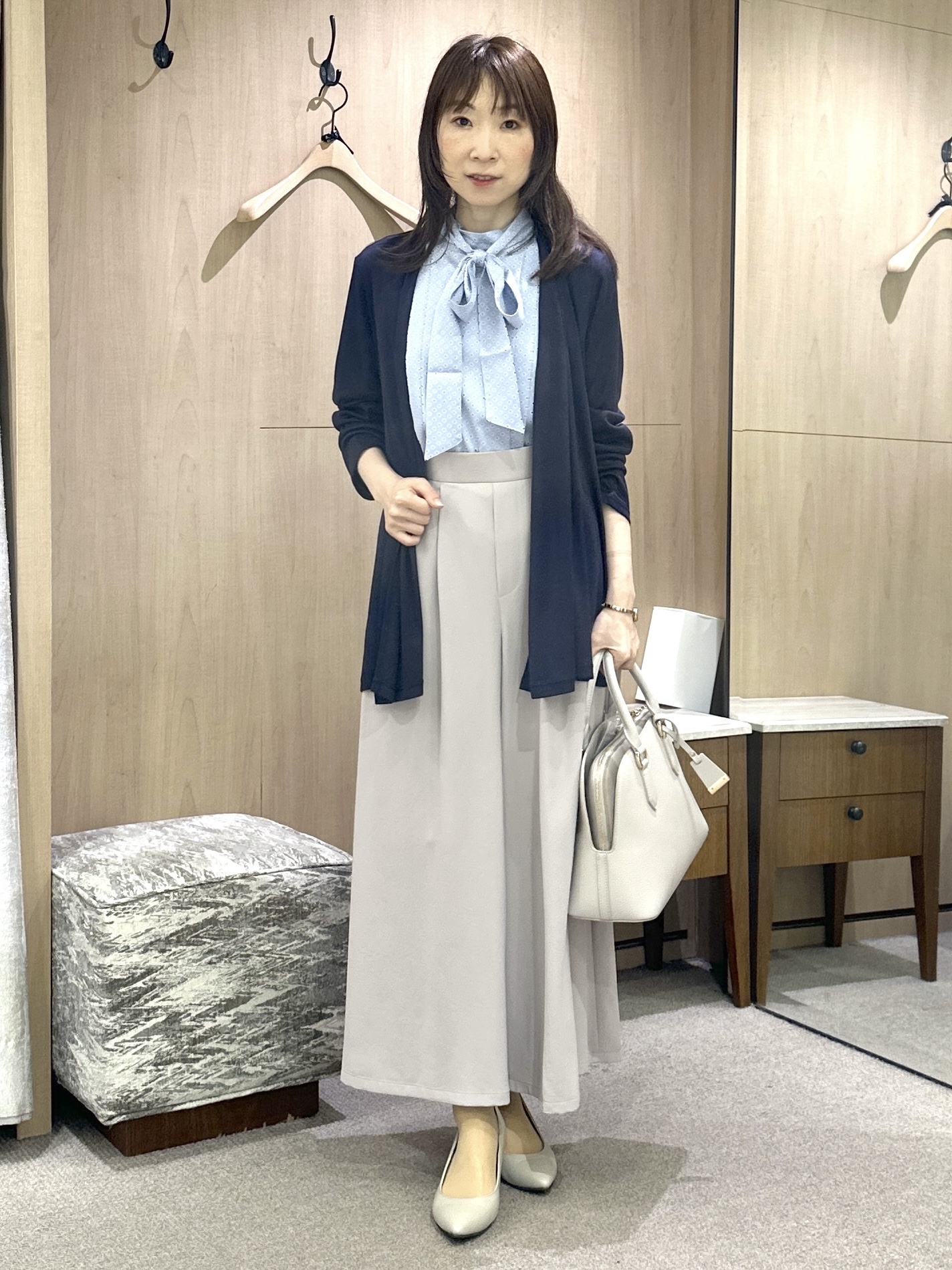 Miwaさんの「UNTITLED｜【通勤オフィス/スーツインナー】ダイヤジオメプリントブラウス」を使ったコーディネート