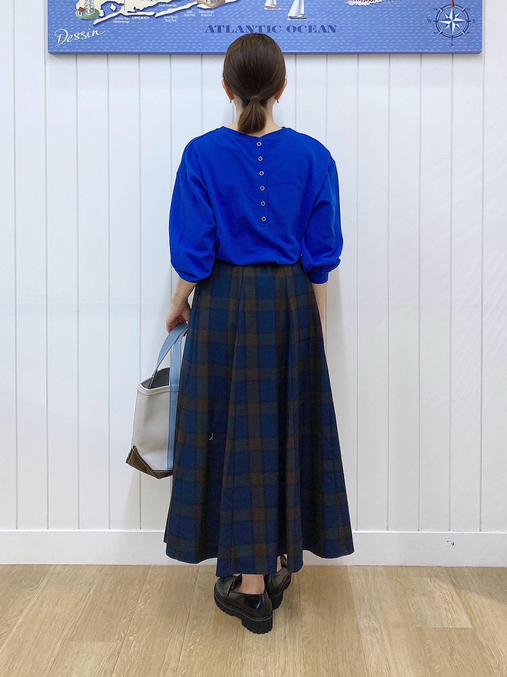 yoshiさんの「Dessin｜【洗える/7色展開/XS-L】バックヘンリーミニ裏毛 長袖」を使ったコーディネート