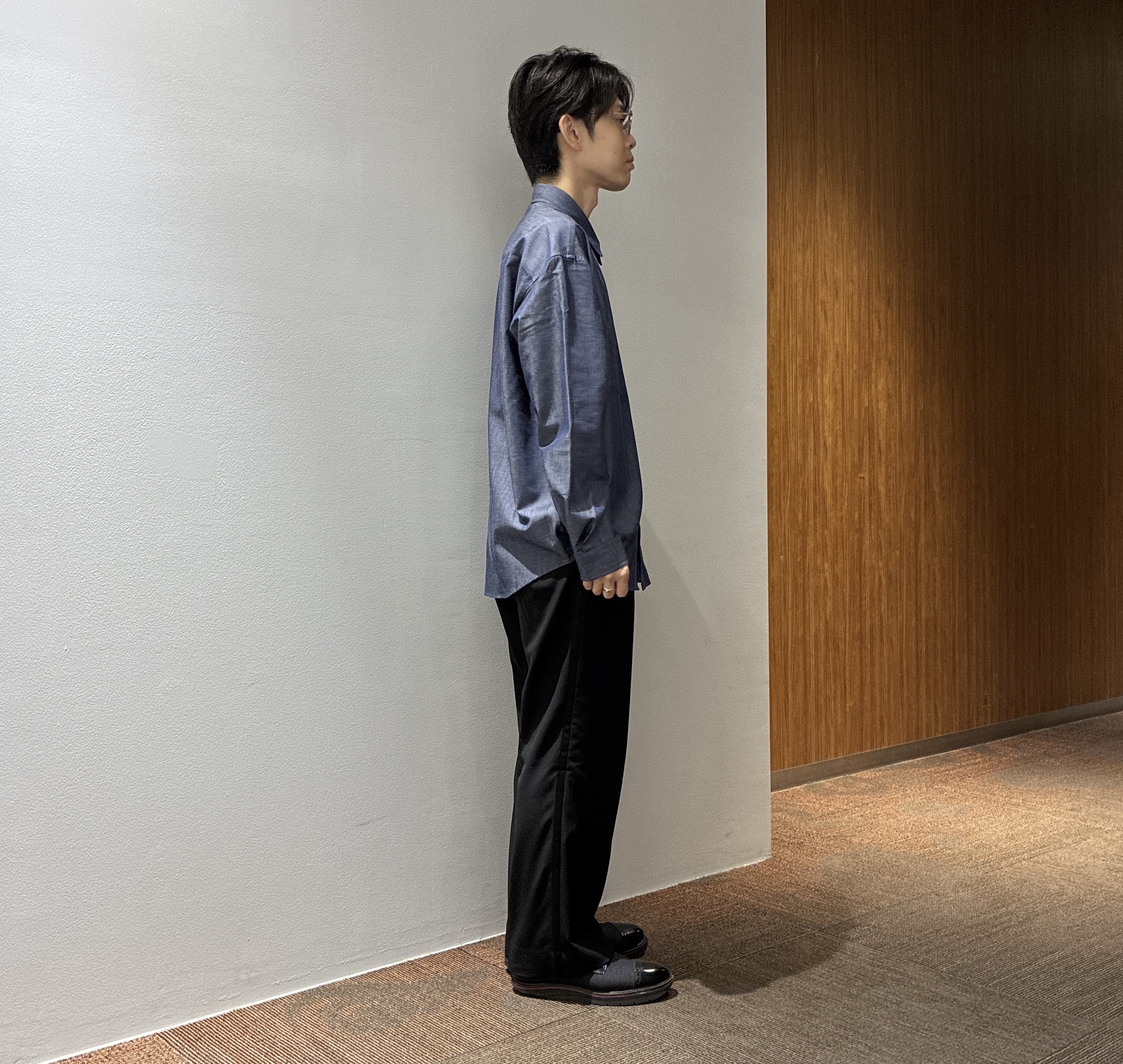 わいずみさんの「TAKEO KIKUCHI｜【525DENIM】14ozデニム ノーカラーGジャン」を使ったコーディネート