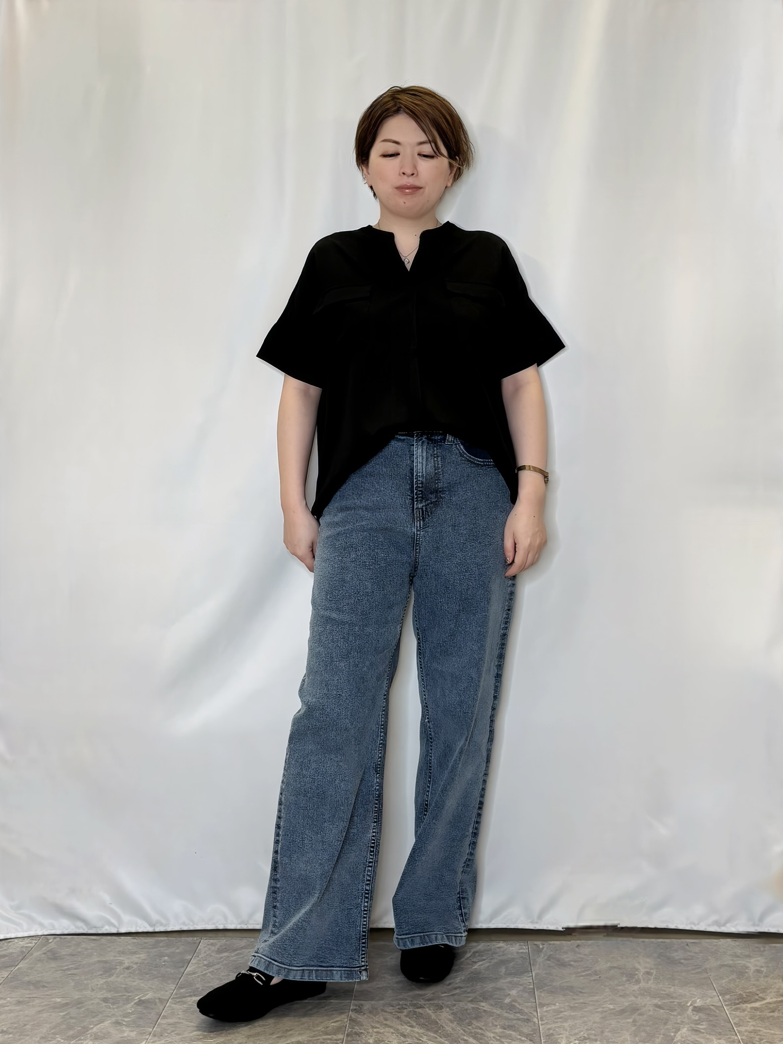 たみさんの「SHOO･LA･RUE｜【洗濯後しわになりにくい/UV/吸水速乾】Wポケットが目を引く オンオフ使えるスキッパーブラウス」を使ったコーディネート