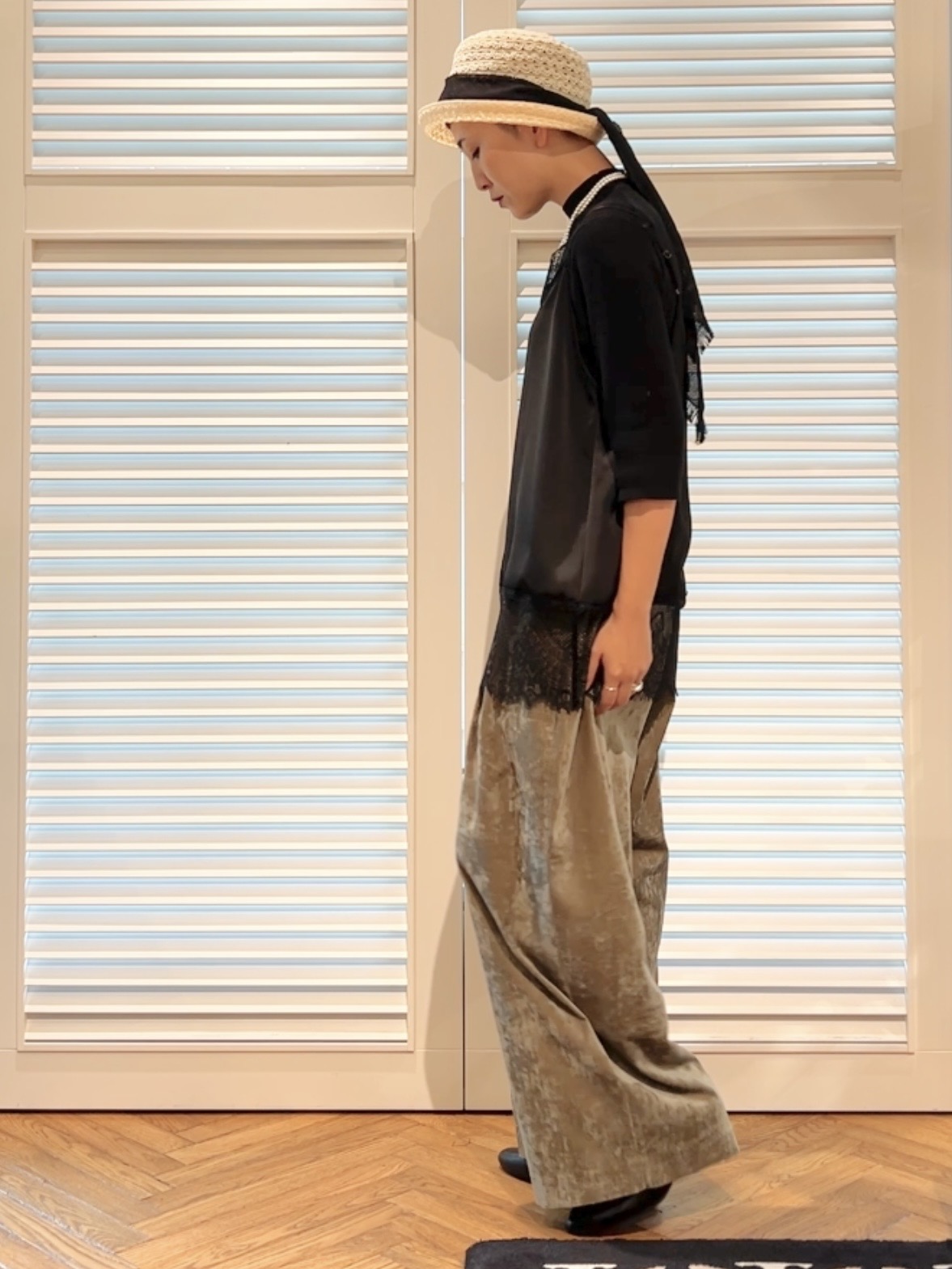 OCHIAIさんの「DRESSTERIOR｜【接触冷感】クールタッチ ハーフスリーブニット」を使ったコーディネート
