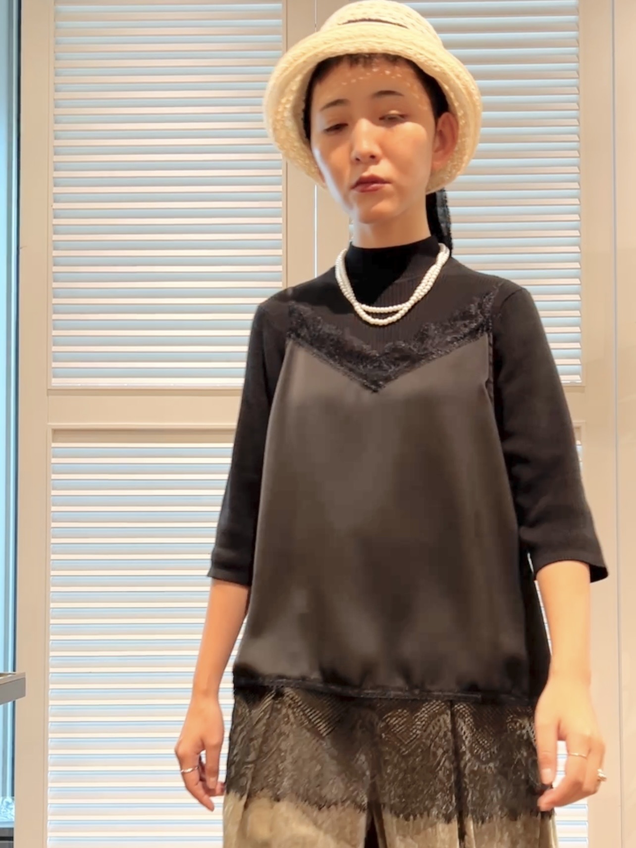 OCHIAIさんの「DRESSTERIOR｜【接触冷感】クールタッチ ハーフスリーブニット」を使ったコーディネート