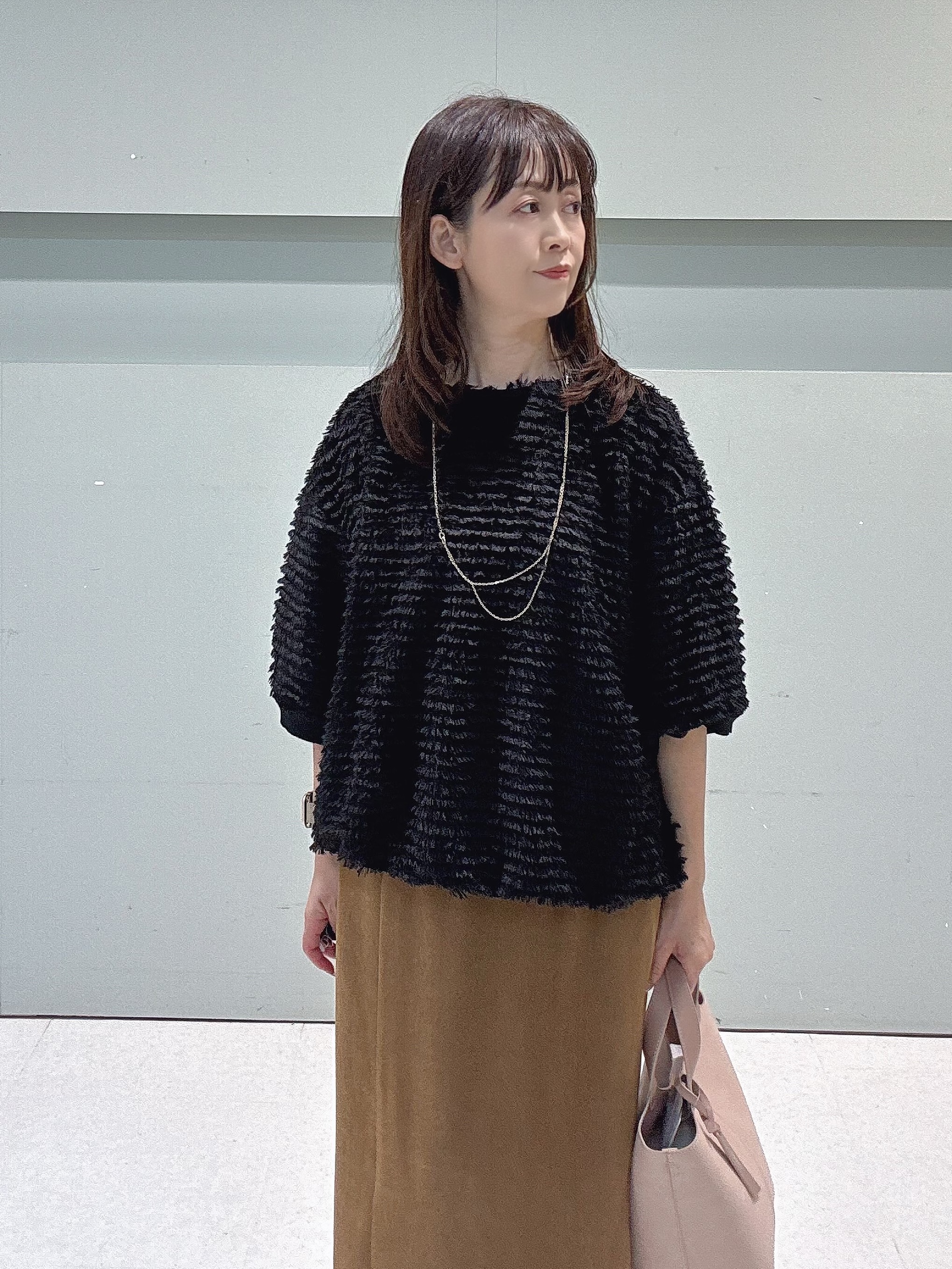 makiさんの「UNTITLED｜【秋映え/体型カバー】フェザージャガードプルオーバー」を使ったコーディネート