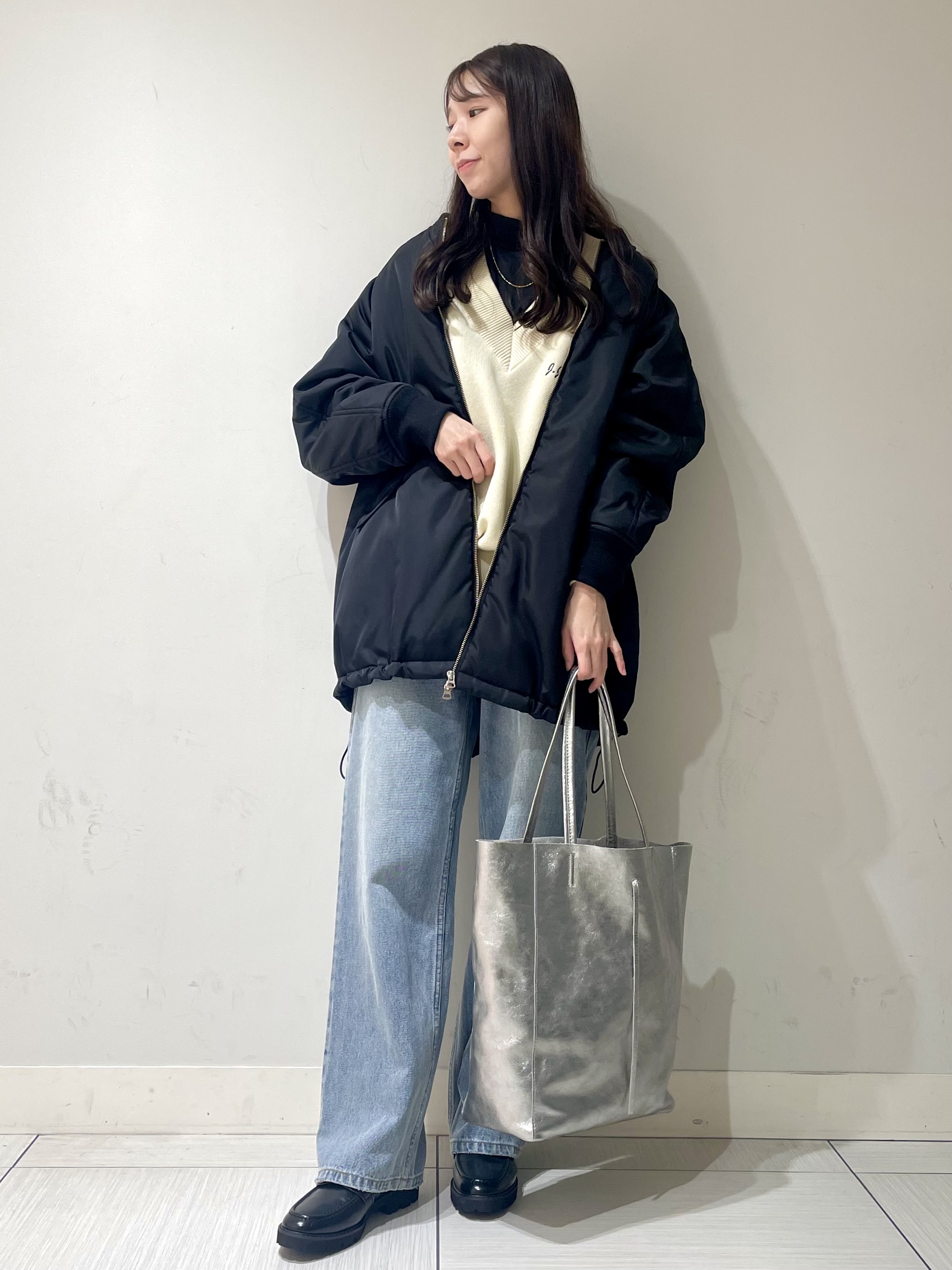 ことさんの「DRESSTERIOR｜シアータートル」を使ったコーディネート