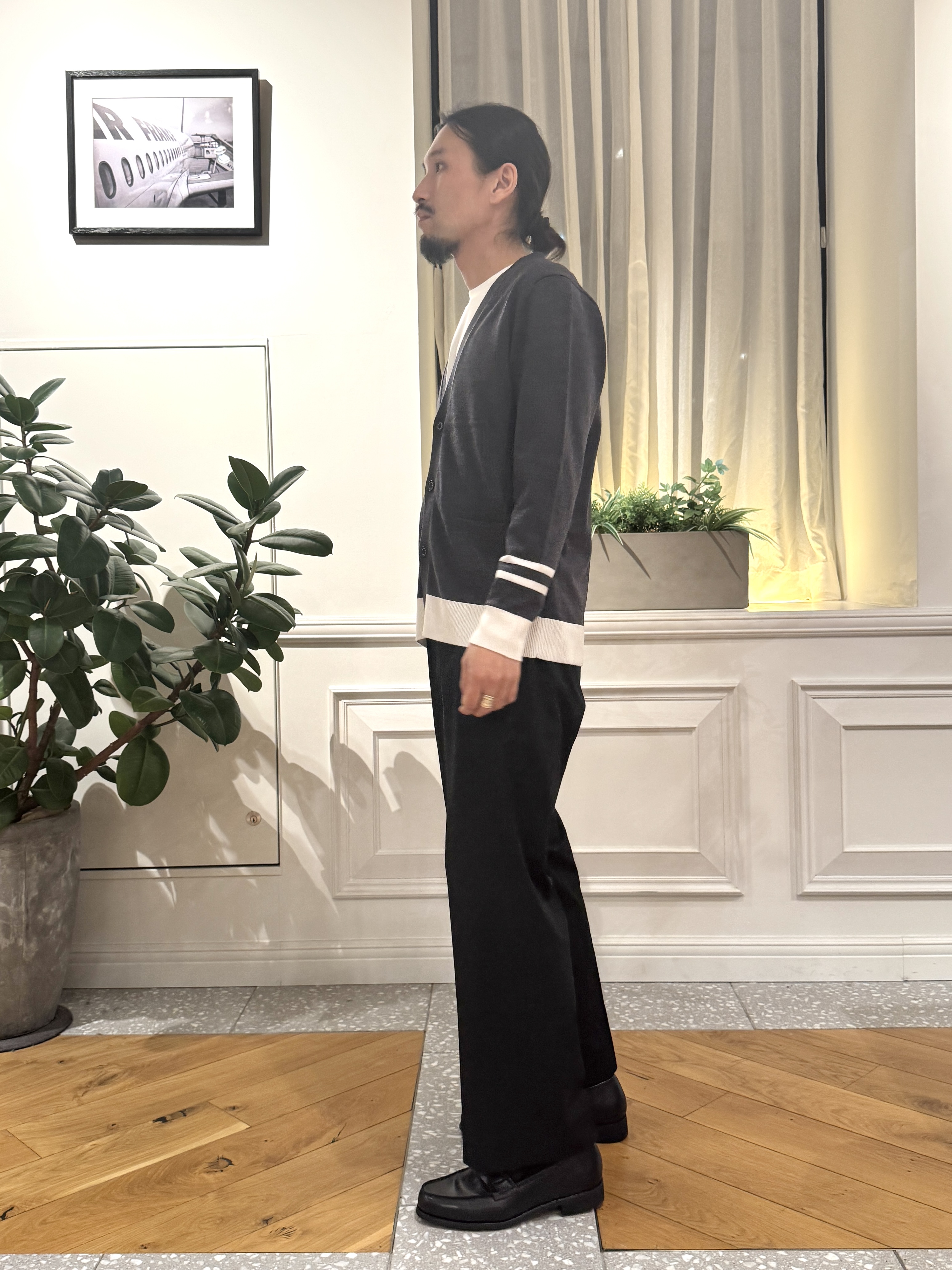 kawarataniさんの「DRESSTERIOR｜◆ゼニアバルーファ キャッシュウール カーディガン」を使ったコーディネート