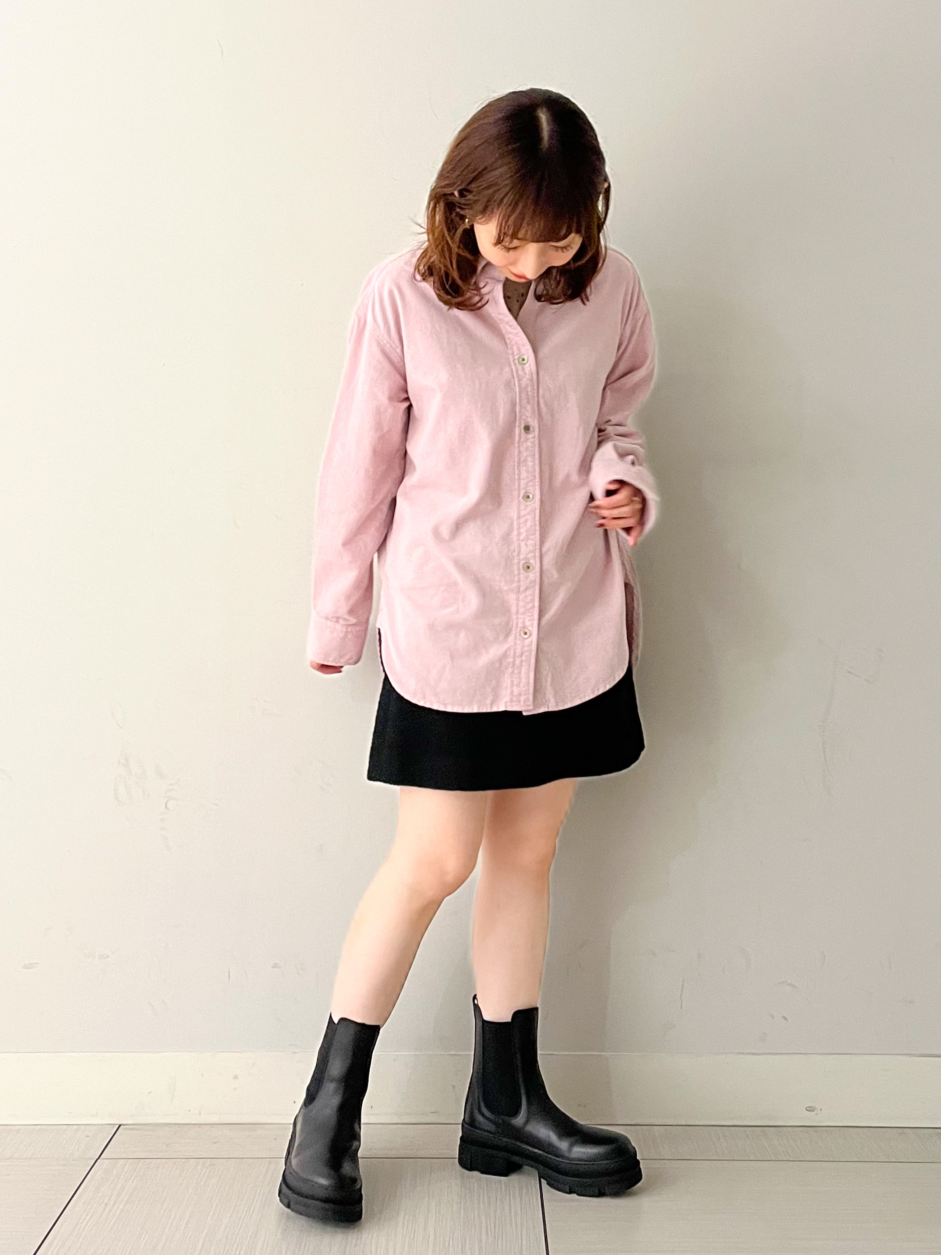じゅんさんの「DRESSTERIOR｜【軽やかな着心地】コーデュロイ オーバーサイズシャツ」を使ったコーディネート