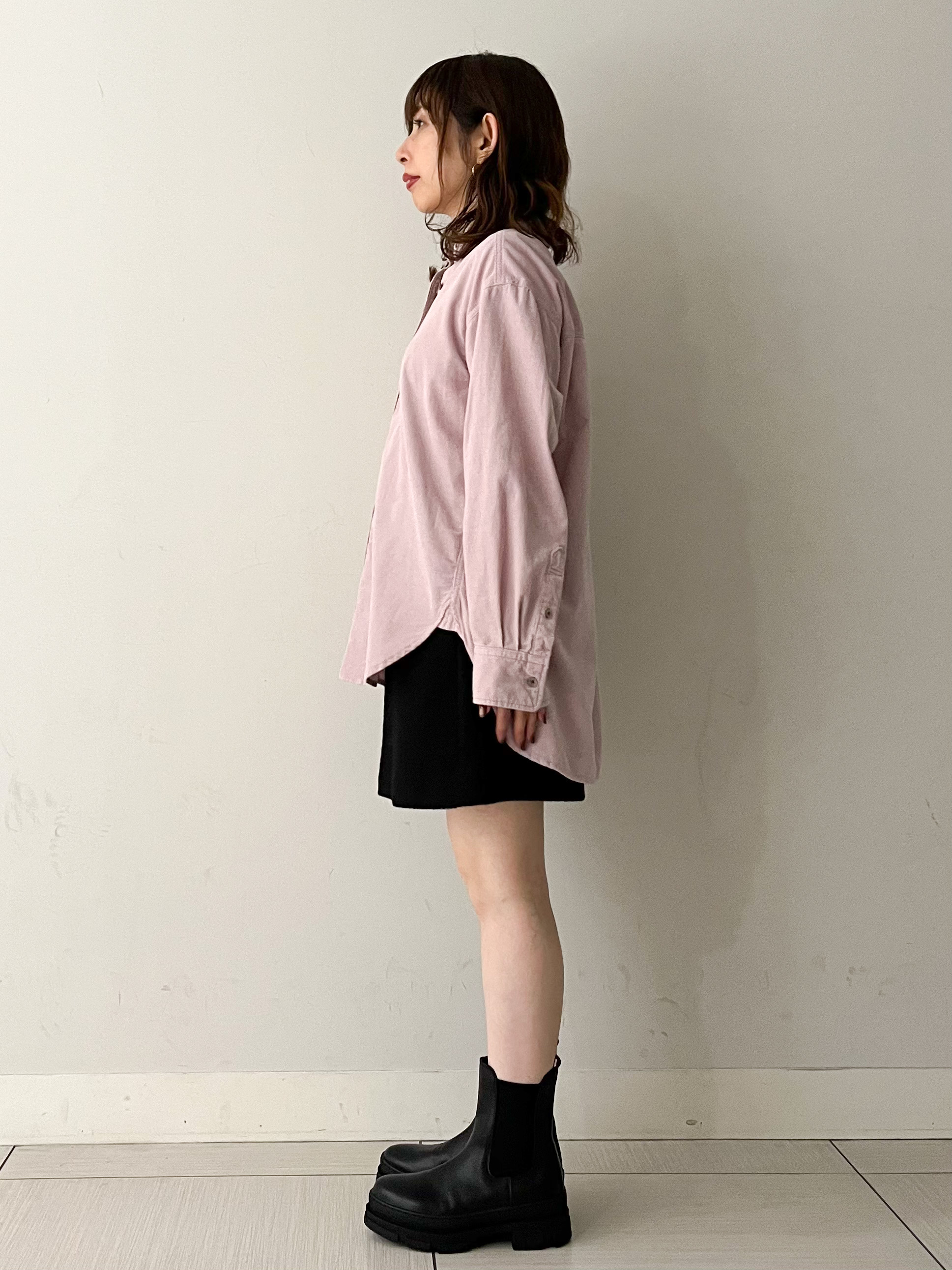 じゅんさんの「DRESSTERIOR｜【軽やかな着心地】コーデュロイ オーバーサイズシャツ」を使ったコーディネート