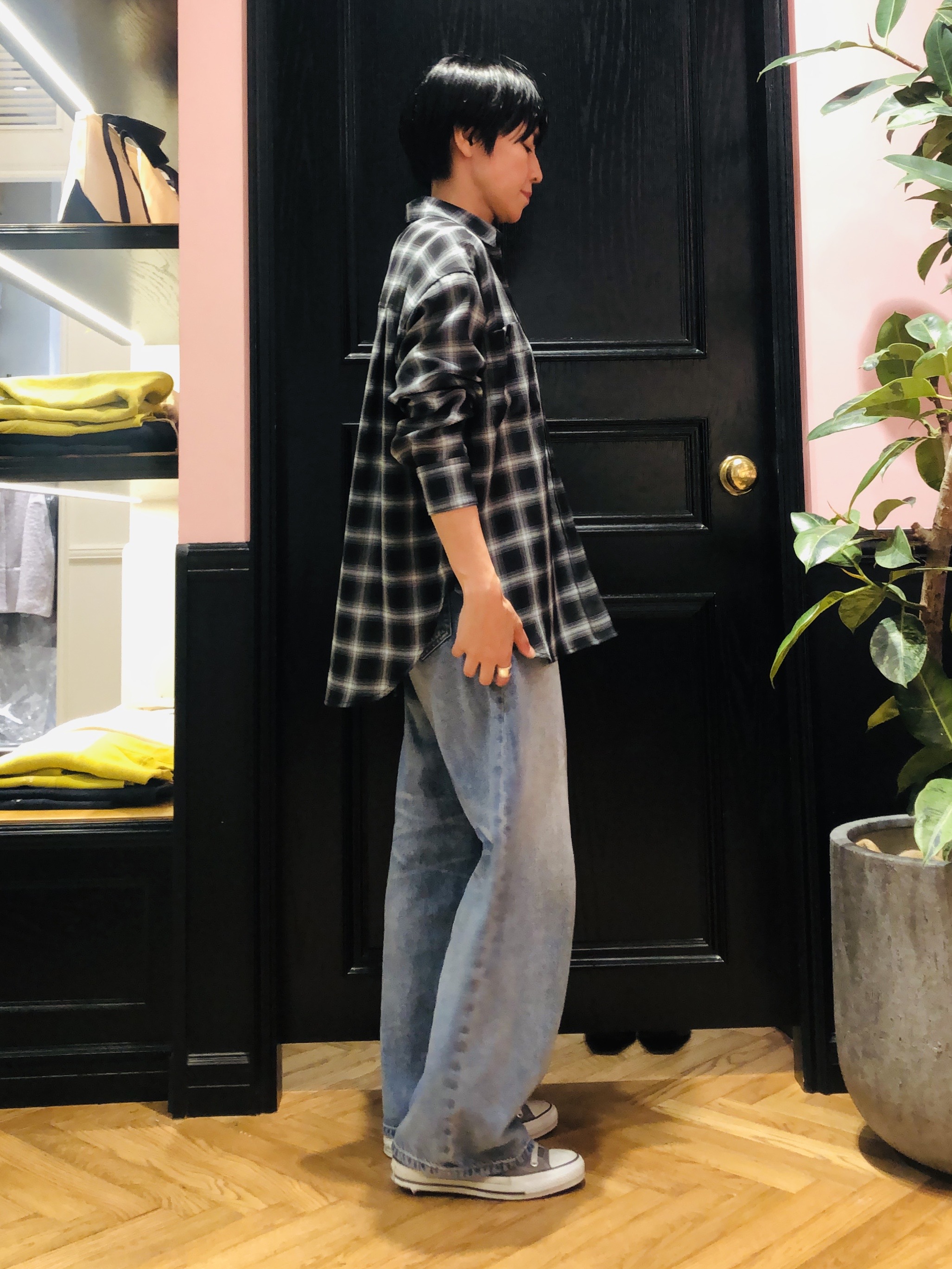 OGATAさんの「DRESSTERIOR｜【ウォッシャブル】ビエラオンブレチェックシャツ」を使ったコーディネート