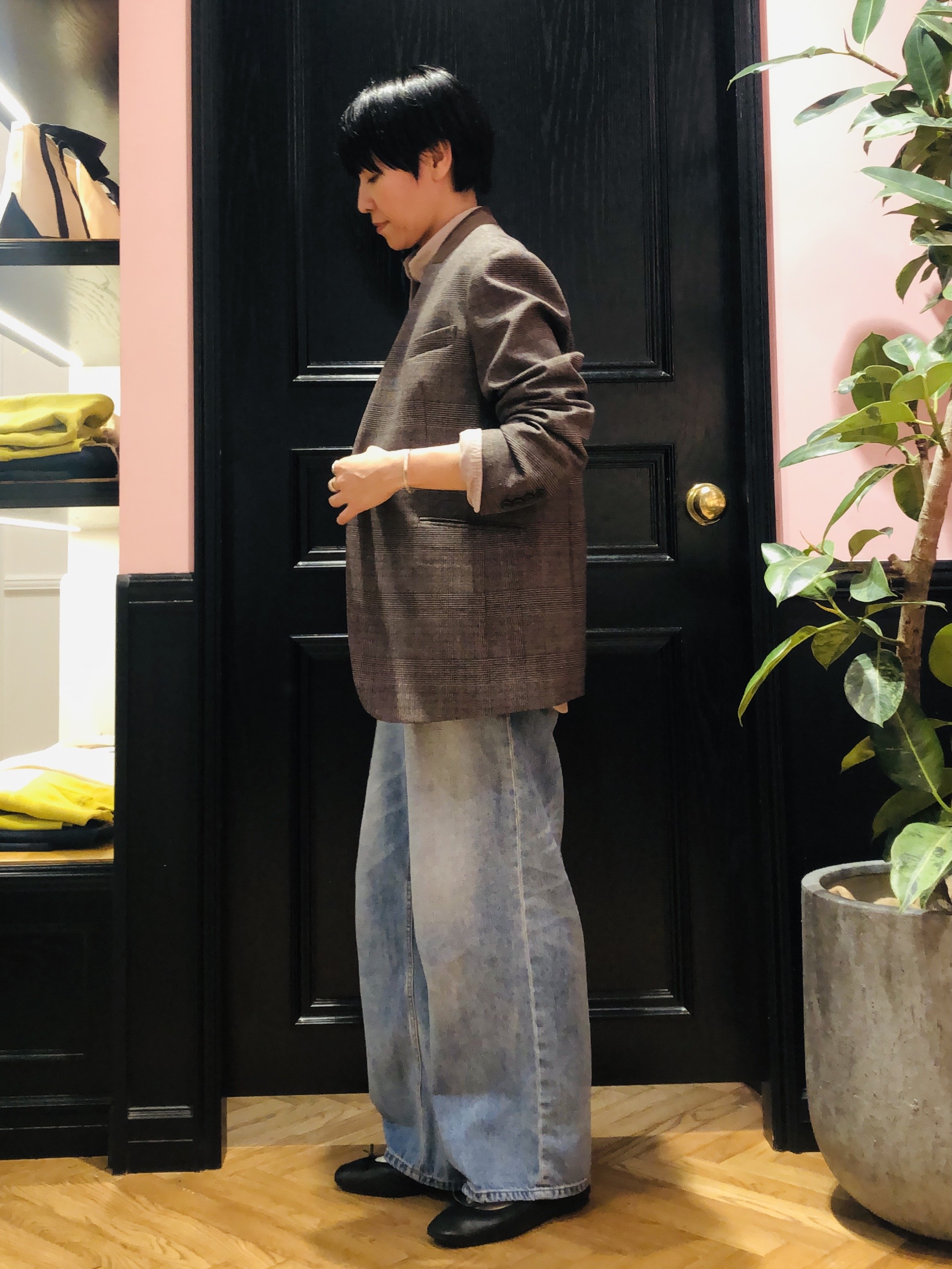 OGATAさんの「DRESSTERIOR｜【軽やかな着心地】コーデュロイ オーバーサイズシャツ」を使ったコーディネート