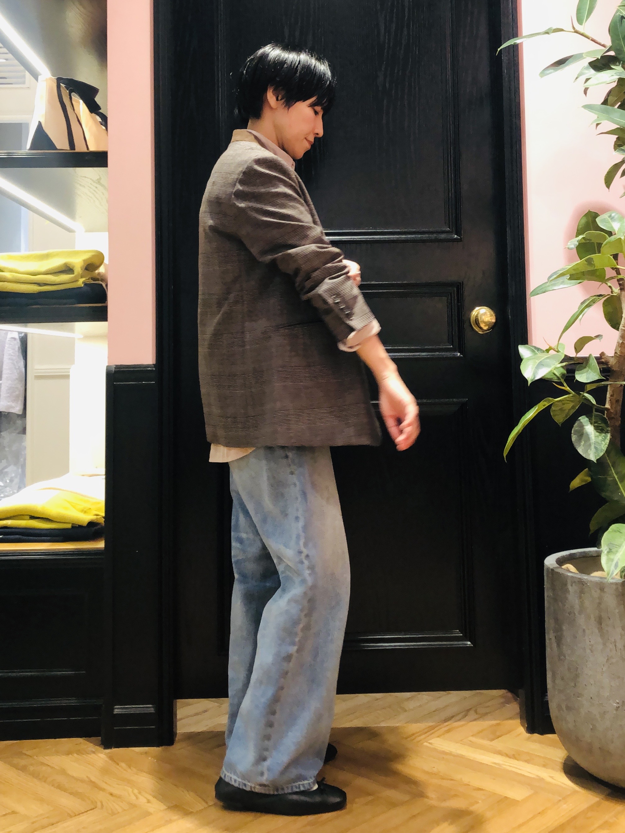 OGATAさんの「DRESSTERIOR｜【軽やかな着心地】コーデュロイ オーバーサイズシャツ」を使ったコーディネート