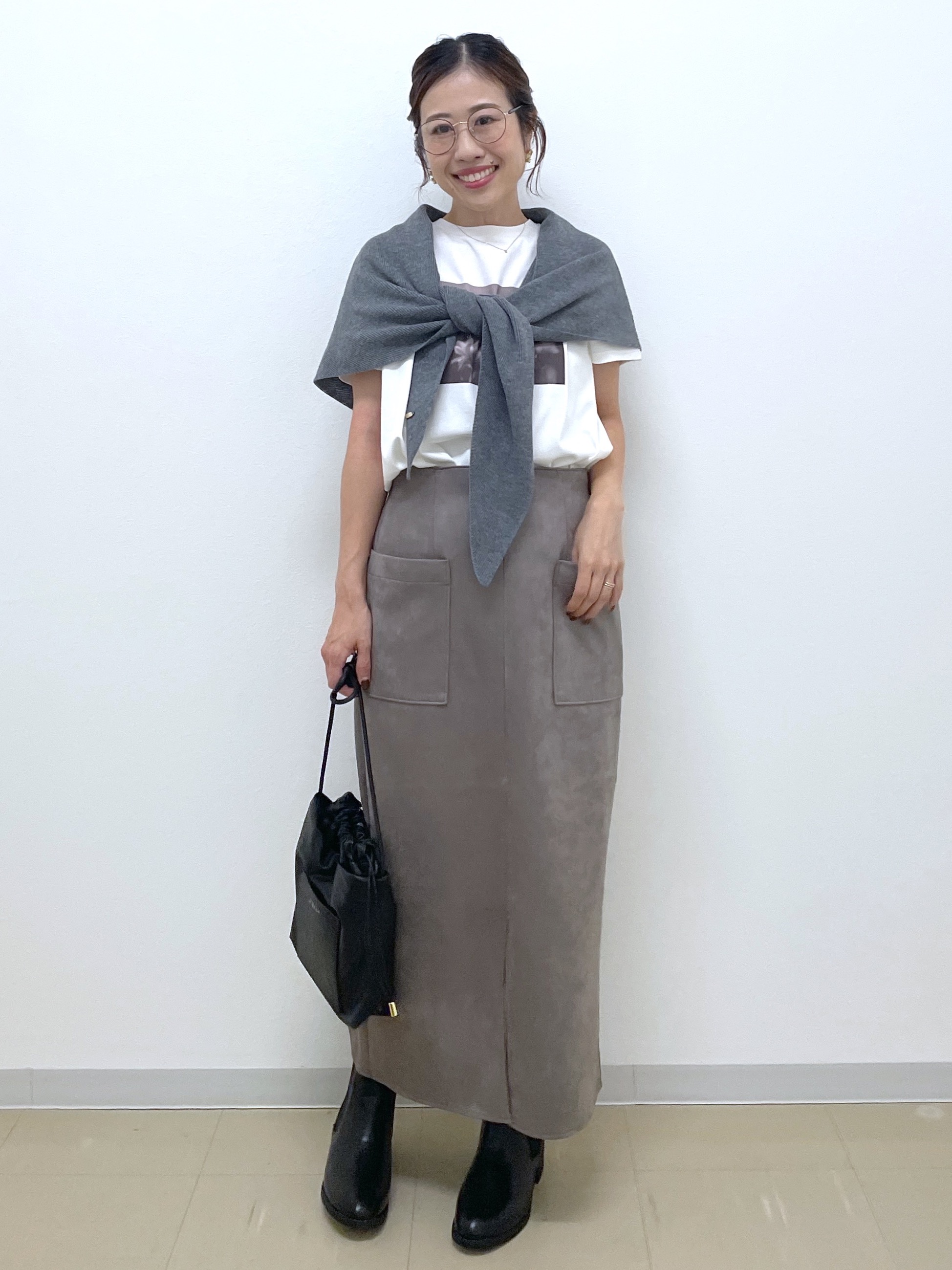 Akiさんの「OPAQUE.CLIP｜【マルチWAY】トライアングルデザインニットストール」を使ったコーディネート
