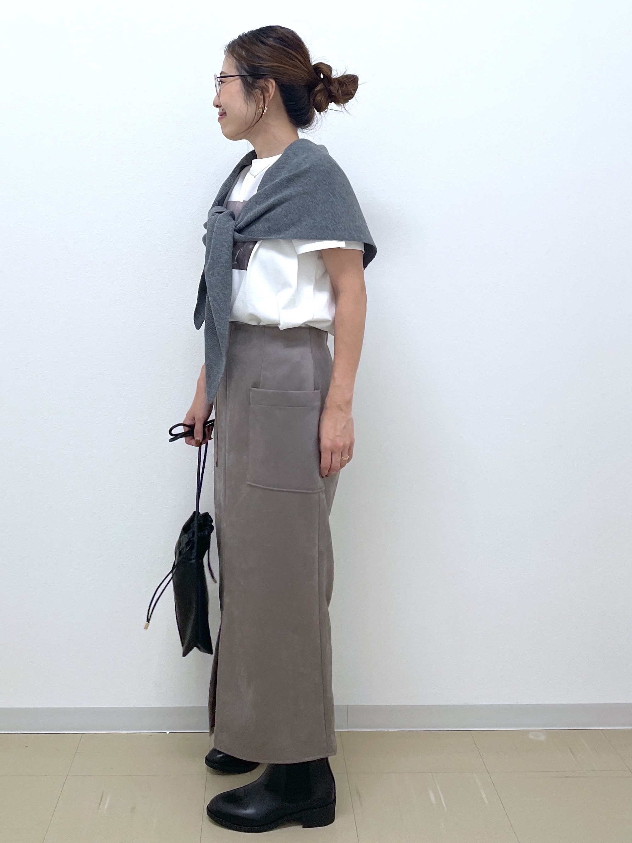 Akiさんの「OPAQUE.CLIP｜【マルチWAY】トライアングルデザインニットストール」を使ったコーディネート