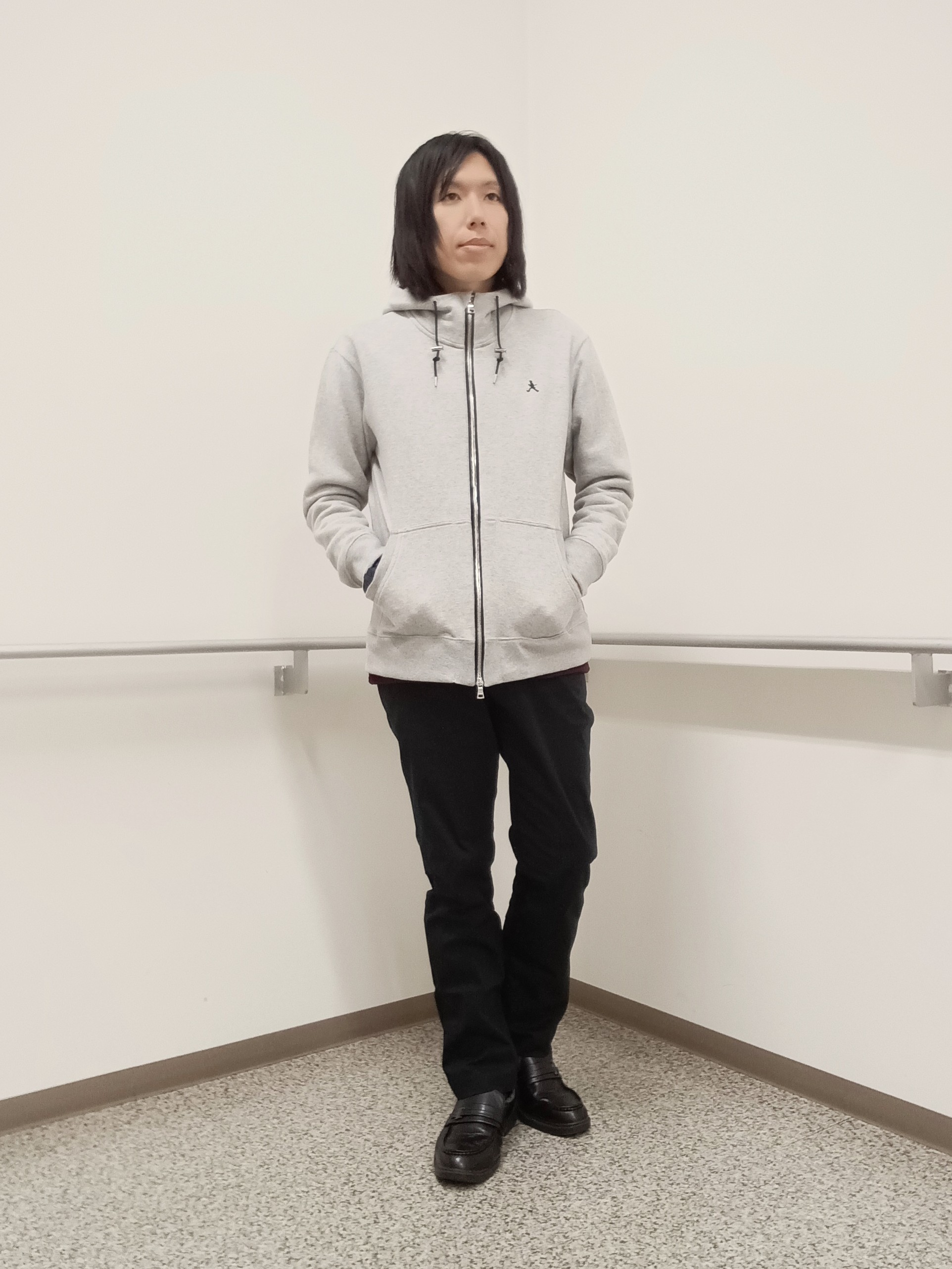 moritaさんの「TAKEO KIKUCHI｜【BOWLER HAT LABEL】ジップアップ スウェットパーカー」を使ったコーディネート