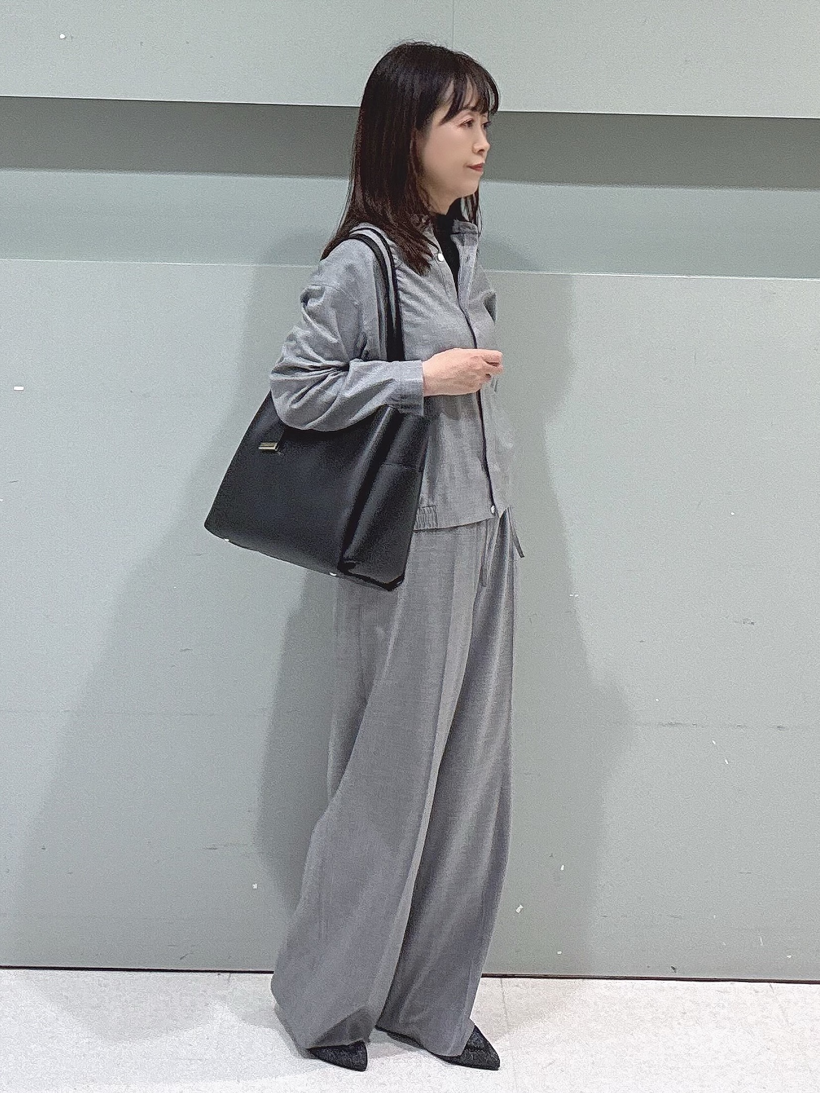 makiさんの「UNTITLED｜【セットアップ可/秋羽織り】メランジツイルシャツ」を使ったコーディネート