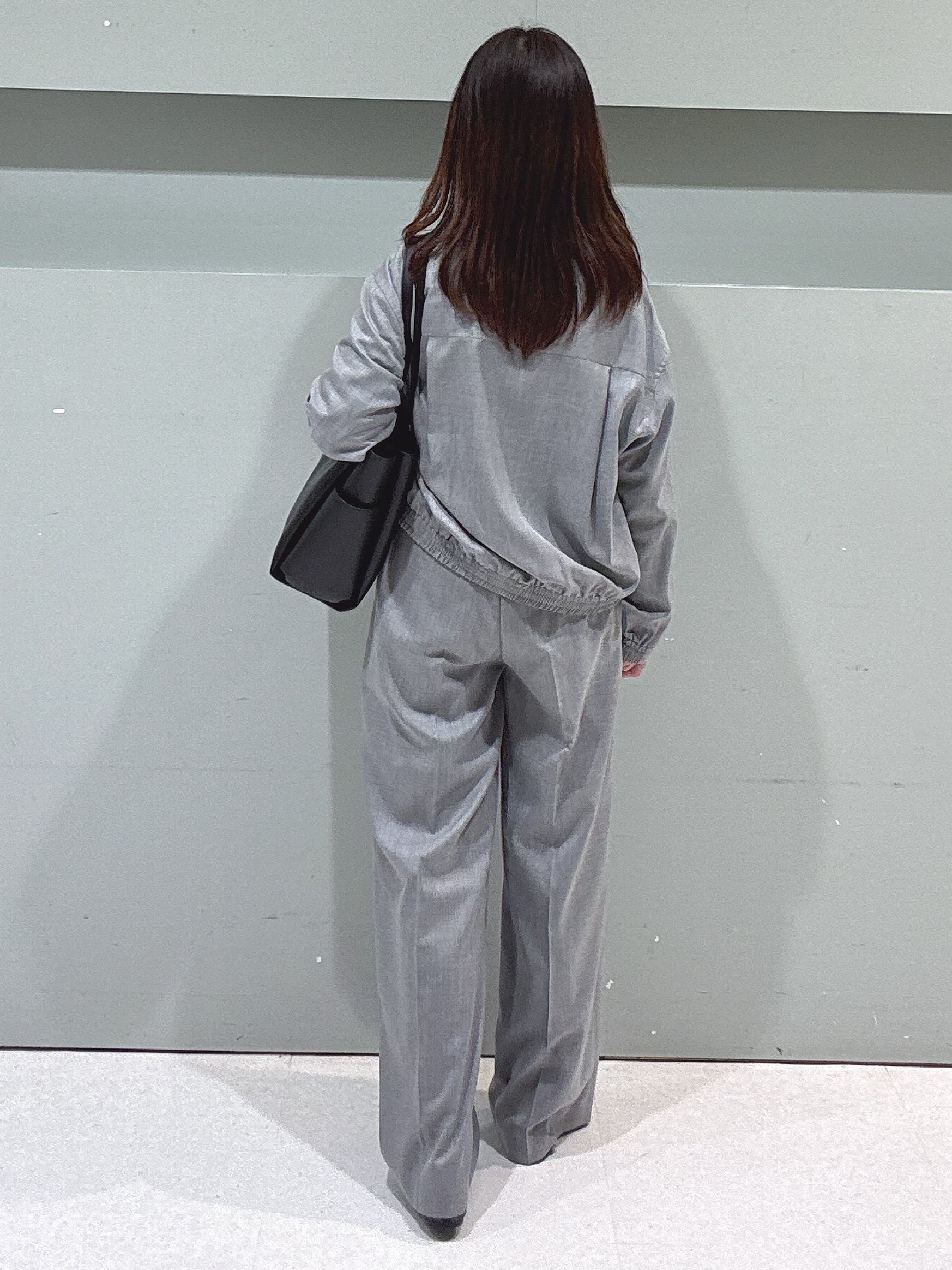 makiさんの「UNTITLED｜【セットアップ可/秋羽織り】メランジツイルシャツ」を使ったコーディネート