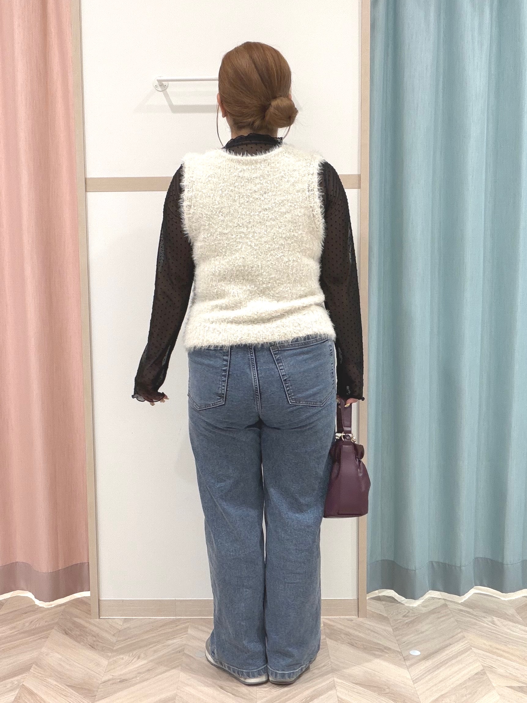 まちゃんなちゃんさんの「SHOO･LA･RUE｜【S-LL/洗濯機可】コーデにプラスするだけで垢抜ける 柄アソートシアーチュールトップス」を使ったコーディネート