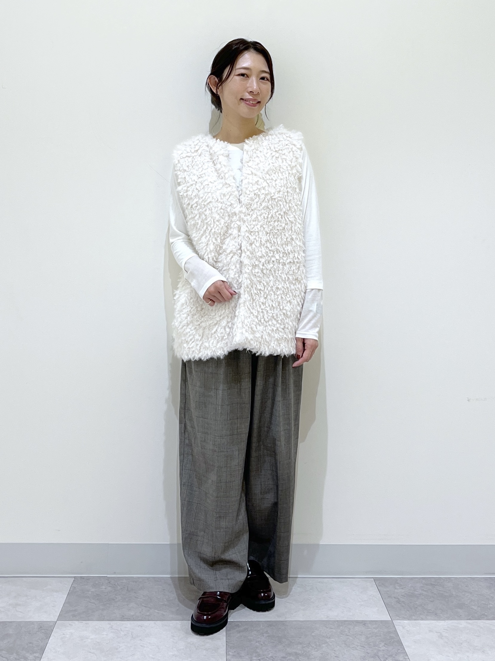 canaさんの「Dessin｜フェイクファージレ」を使ったコーディネート