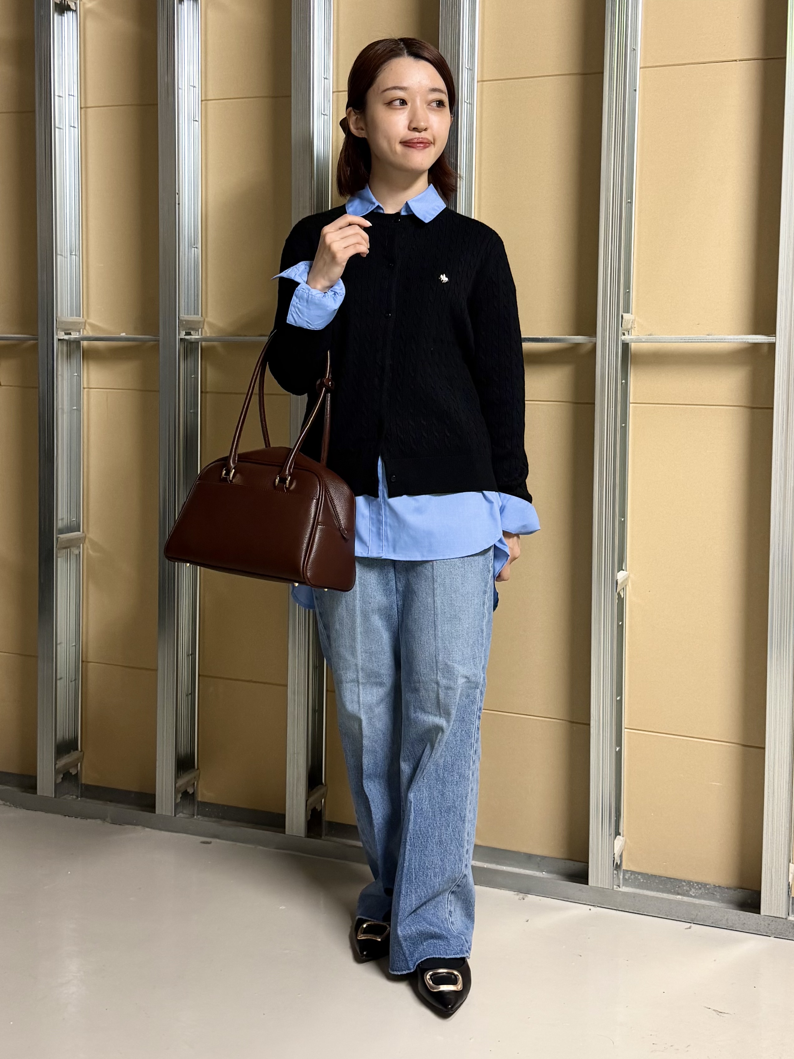 sahoさんの「THE SHOP TK｜POLO BCS/ケーブルクルーカーディガン」を使ったコーディネート