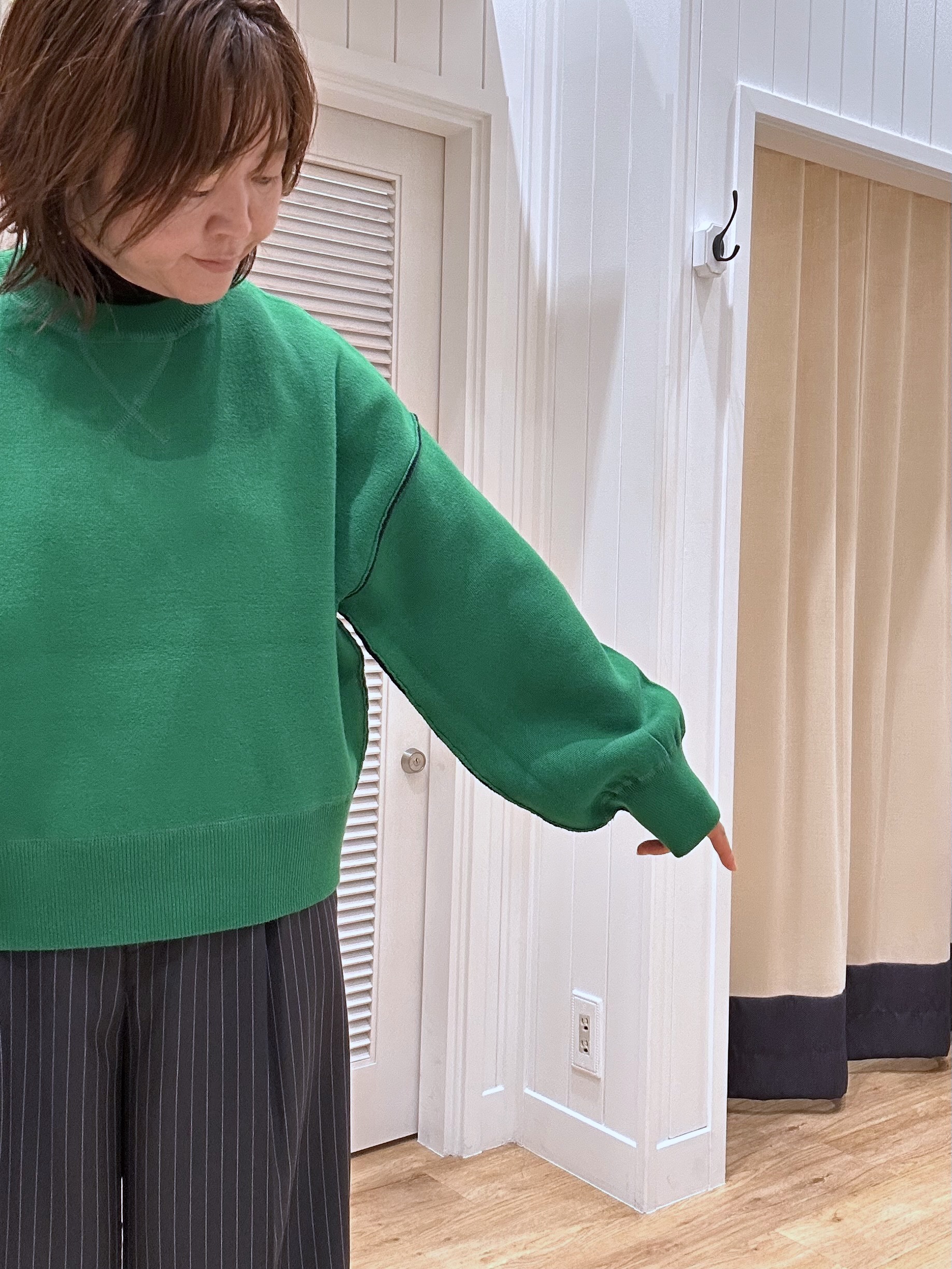 Aiさんの「Dessin｜ピンストライプストレートパンツ」を使ったコーディネート