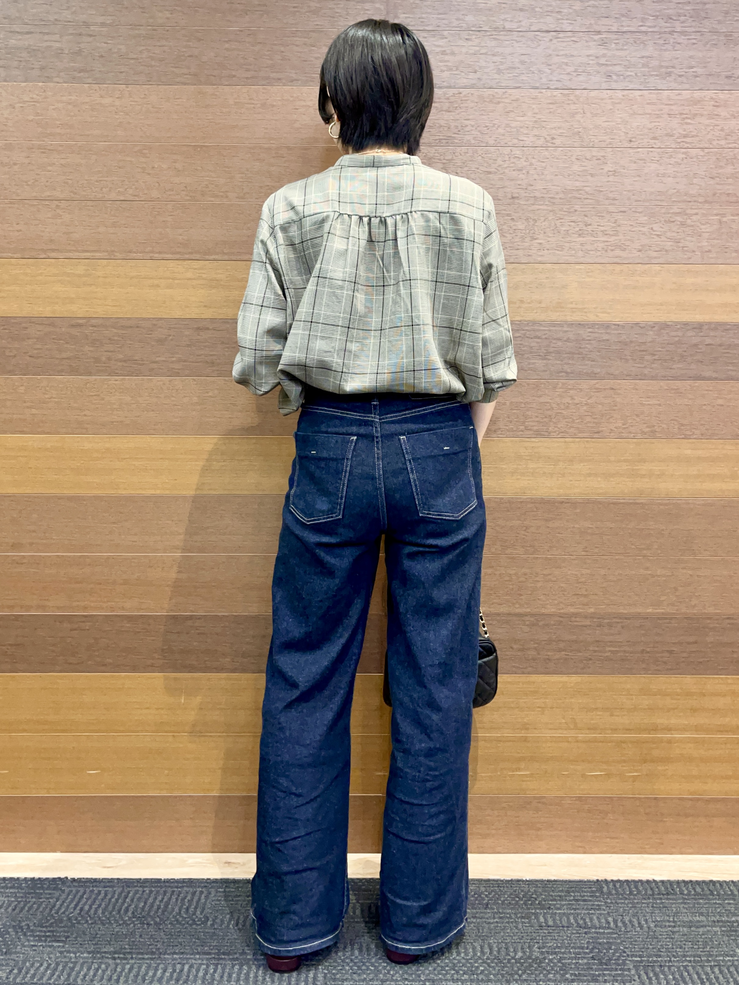 umiさんの「OPAQUE.CLIP｜【森絵梨佳さん着用】チェック柄フリルブラウス《洗濯機OK》」を使ったコーディネート
