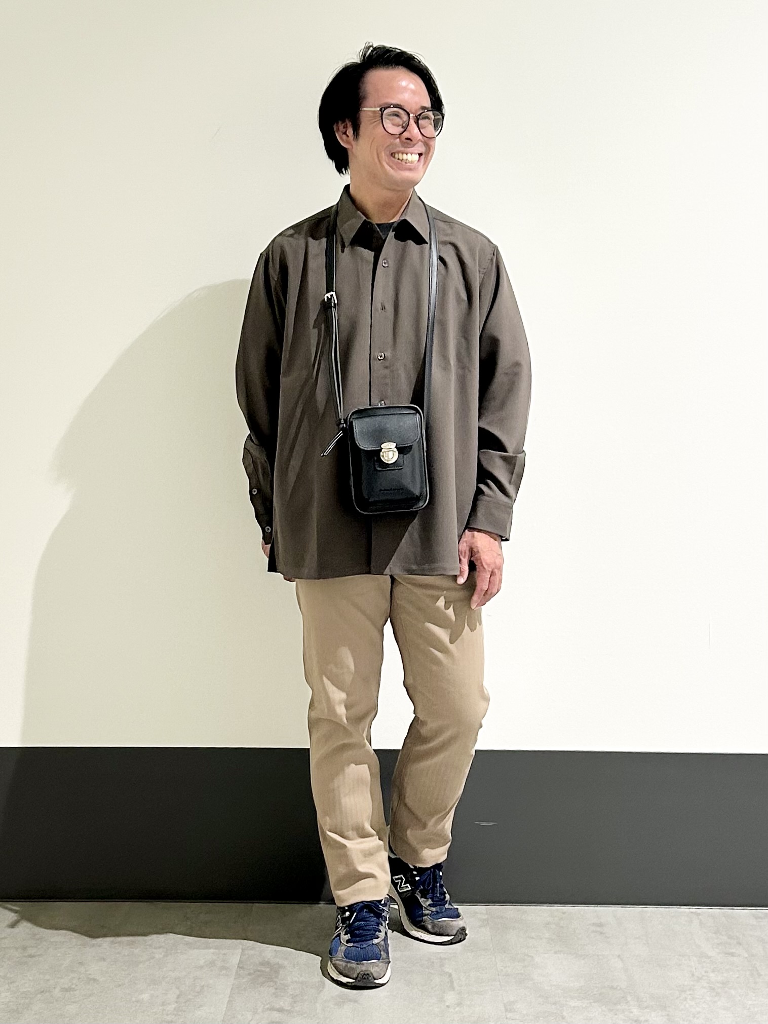 KENJI Iさんの「THE SHOP TK｜【洗濯機OK】ウールライク 長袖シャツ」を使ったコーディネート