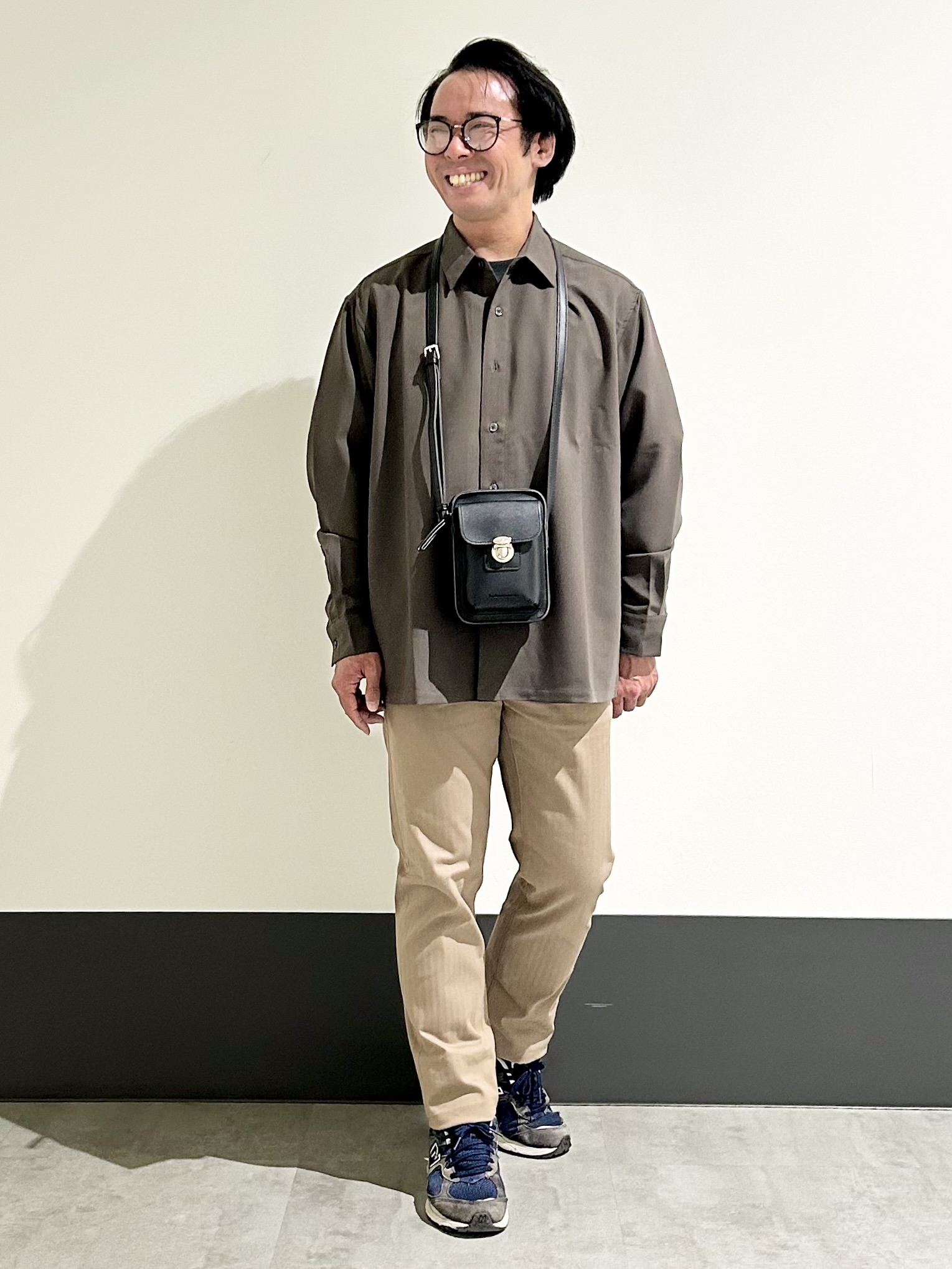 KENJI Iさんの「THE SHOP TK｜【洗濯機OK】ウールライク 長袖シャツ」を使ったコーディネート