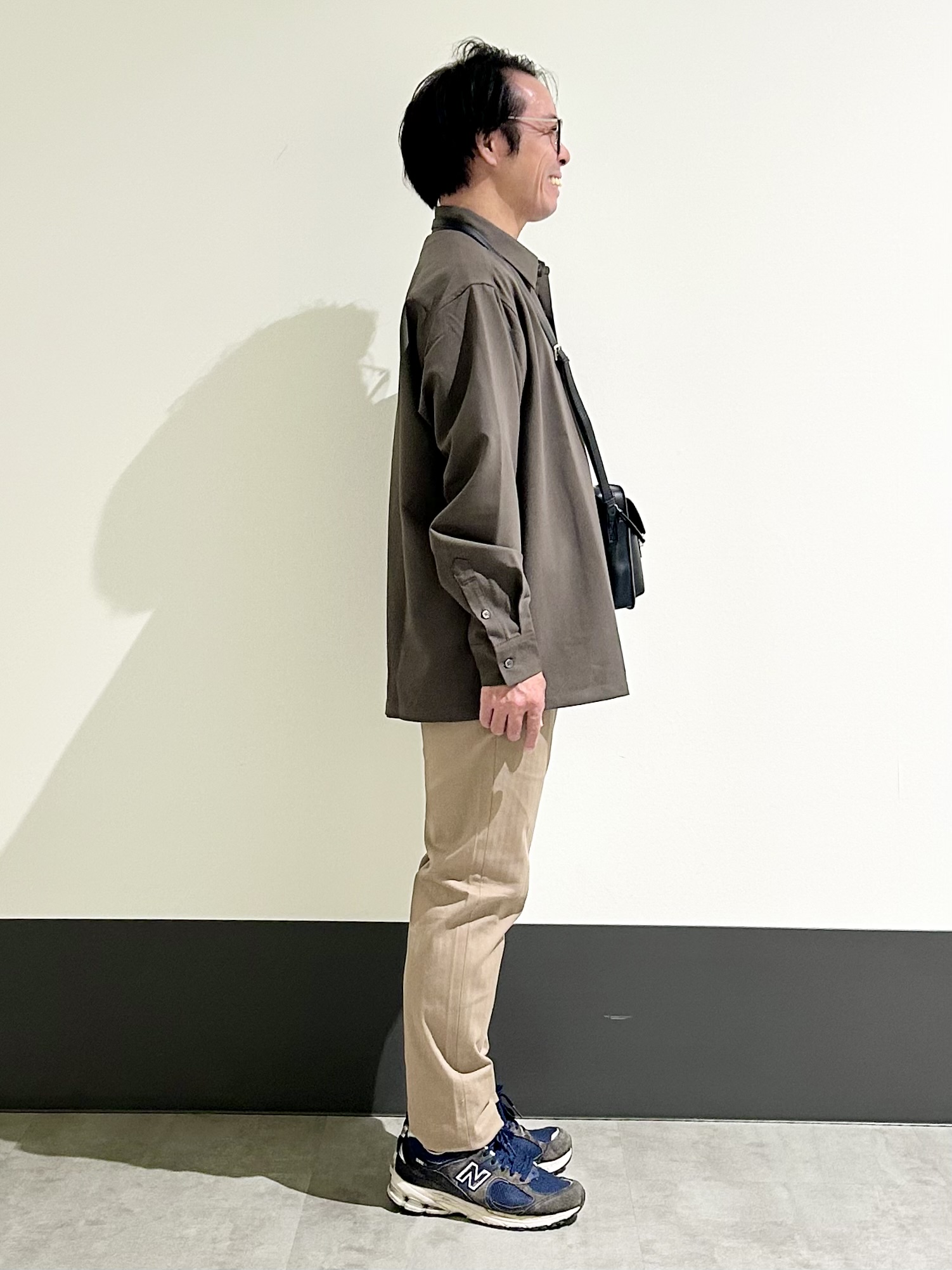 KENJI Iさんの「THE SHOP TK｜【洗濯機OK】ウールライク 長袖シャツ」を使ったコーディネート