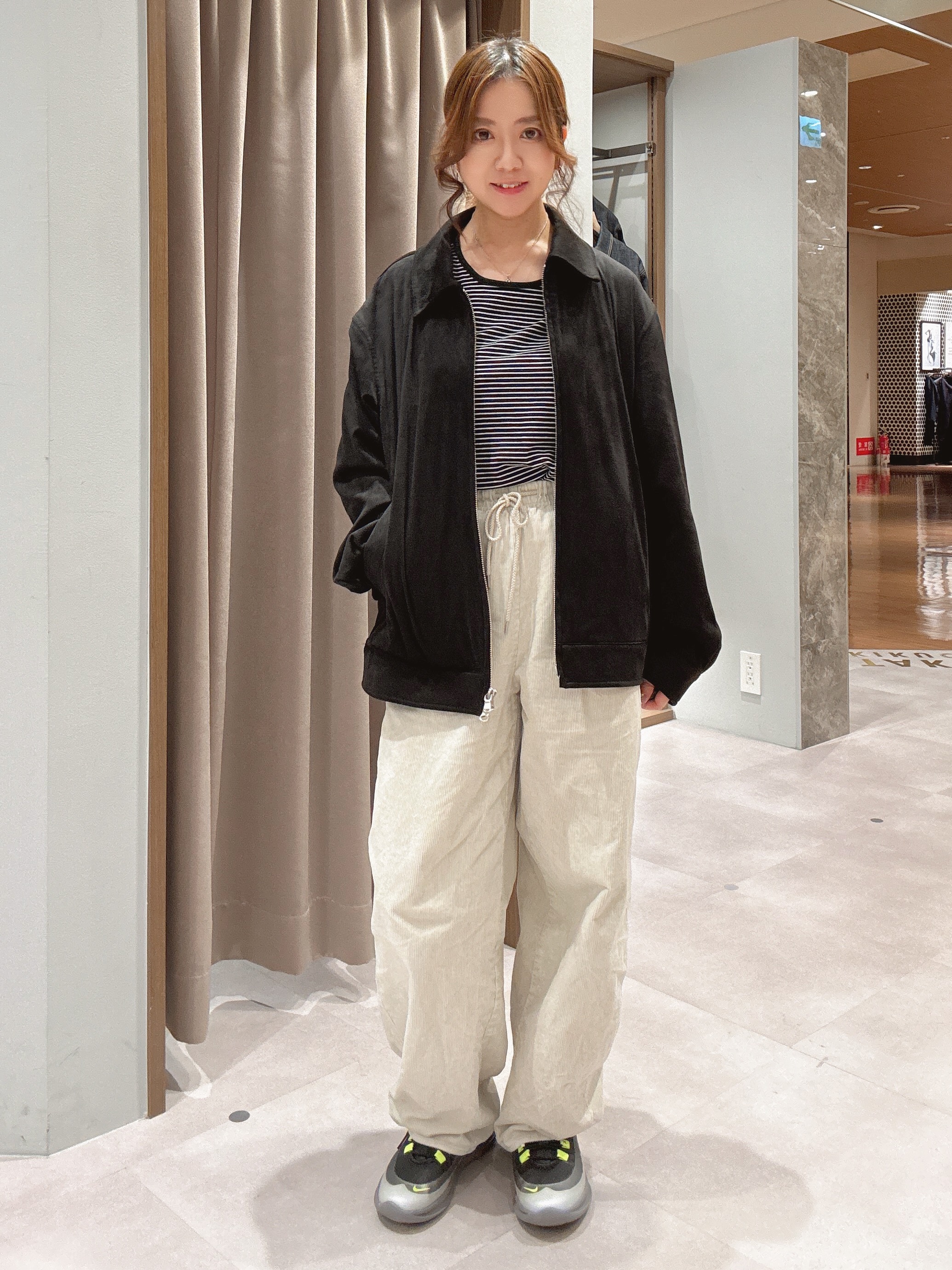 hanechanさんの「TAKEO KIKUCHI｜デニム＆スウェード調 ジップブルゾン」を使ったコーディネート