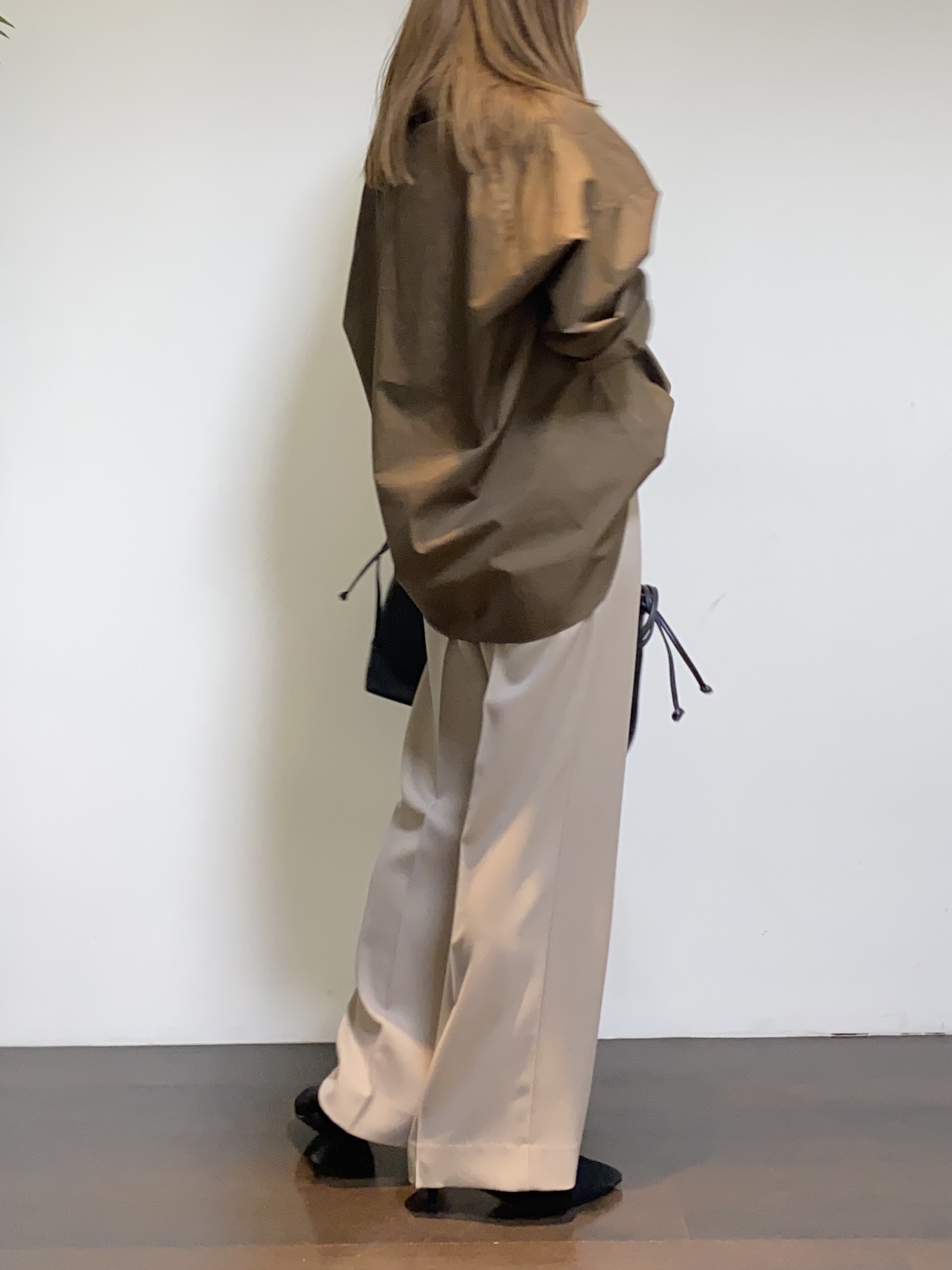 tomoさんの「UNTITLED｜コットンドルマンシャツ」を使ったコーディネート