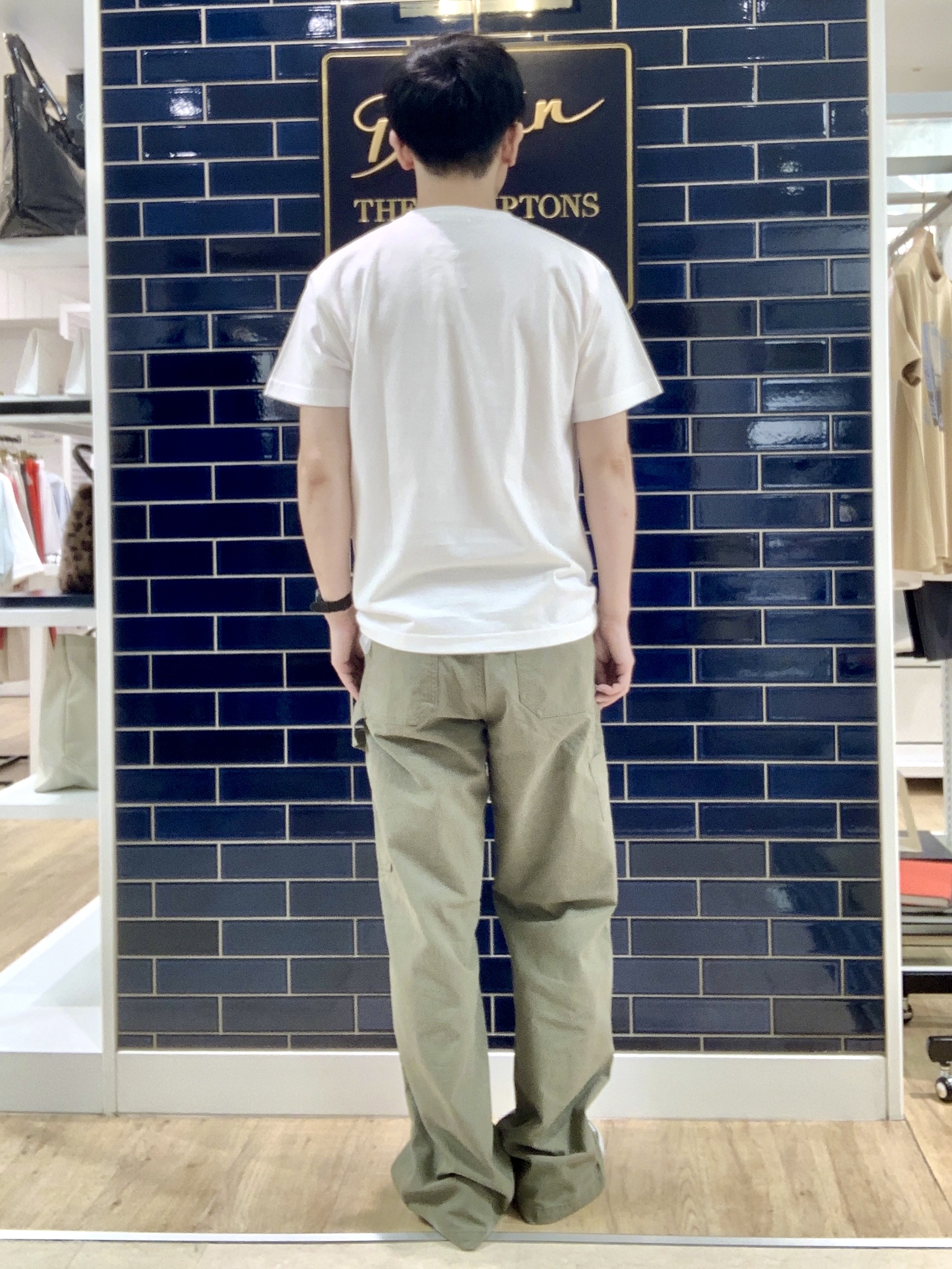 Takaさんの「Dessin｜グラフィックTシャツ」を使ったコーディネート