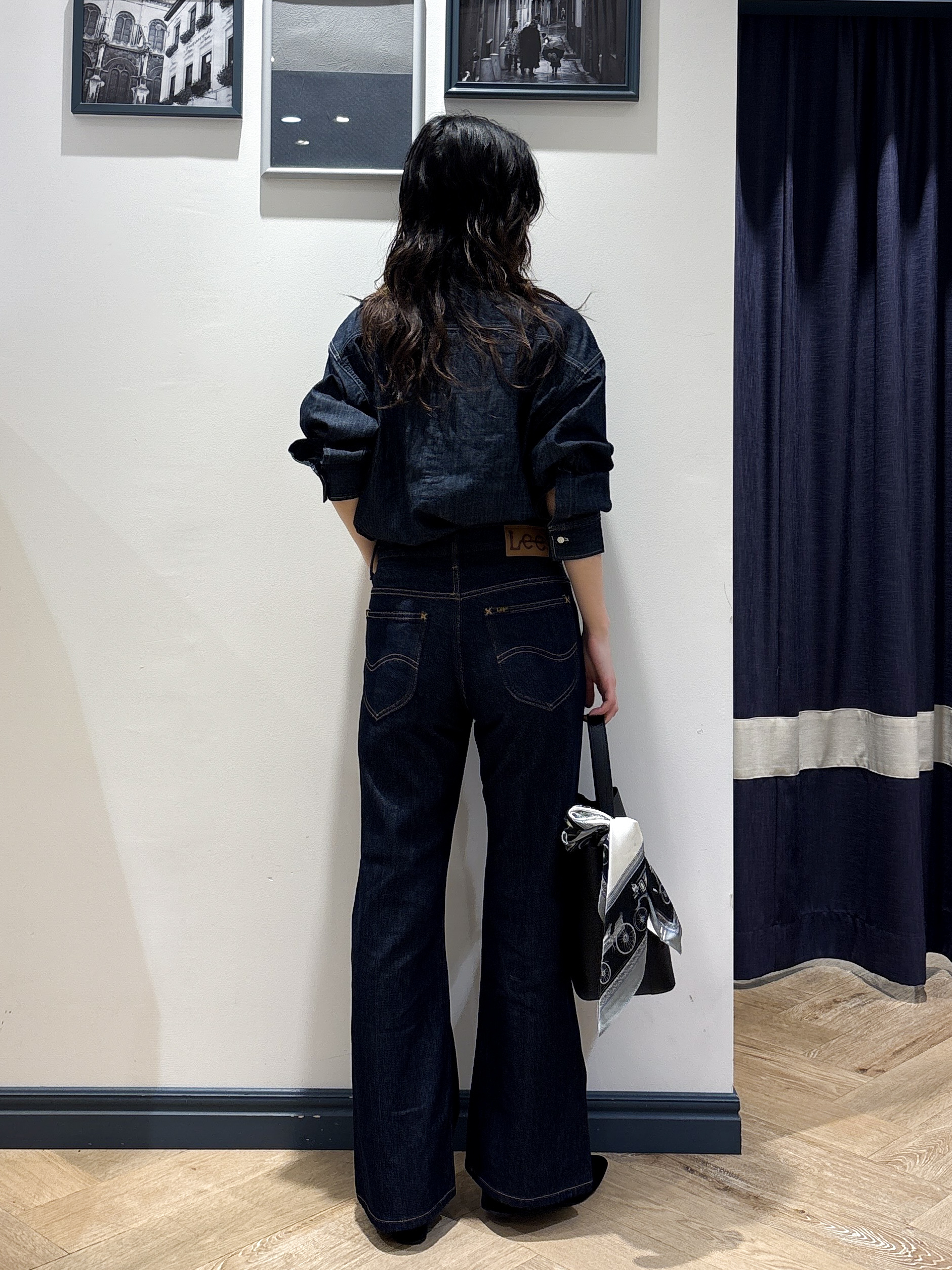 ayakaさんの「grove｜【Lee&times;grove別注】DENIM BOWTIE SHIRTS」を使ったコーディネート