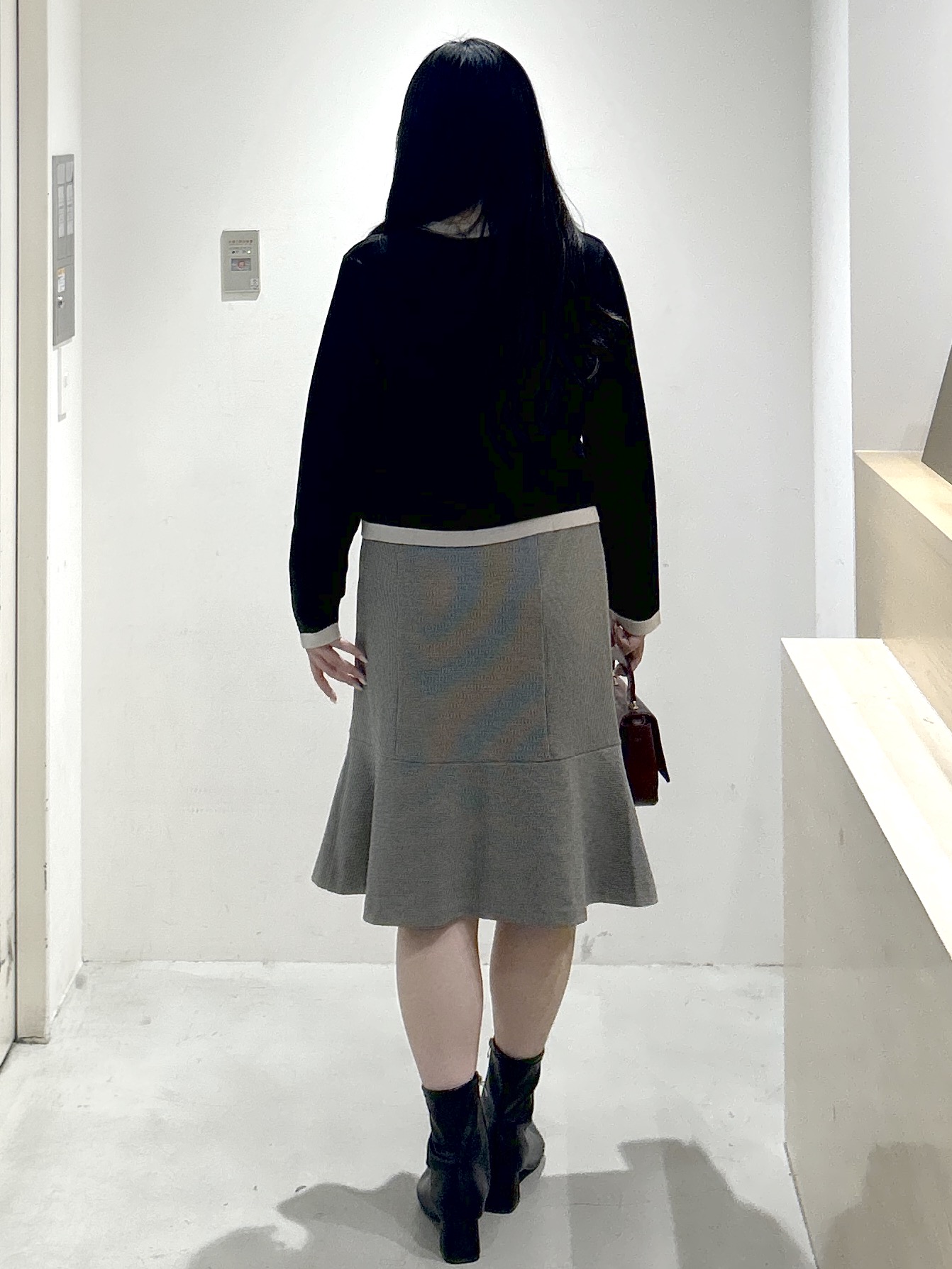 sayaさんの「OPAQUE.CLIP｜バイカラークルーネックカーディガン【洗濯機OK】」を使ったコーディネート