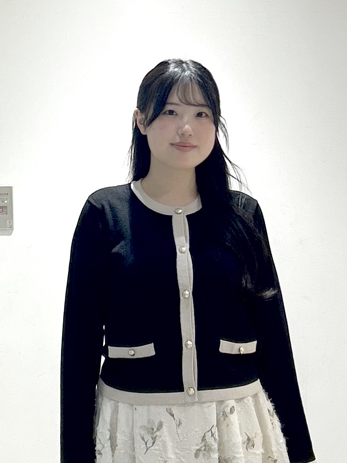 sayaさんの「OPAQUE.CLIP｜バイカラークルーネックカーディガン【洗濯機OK】」を使ったコーディネート
