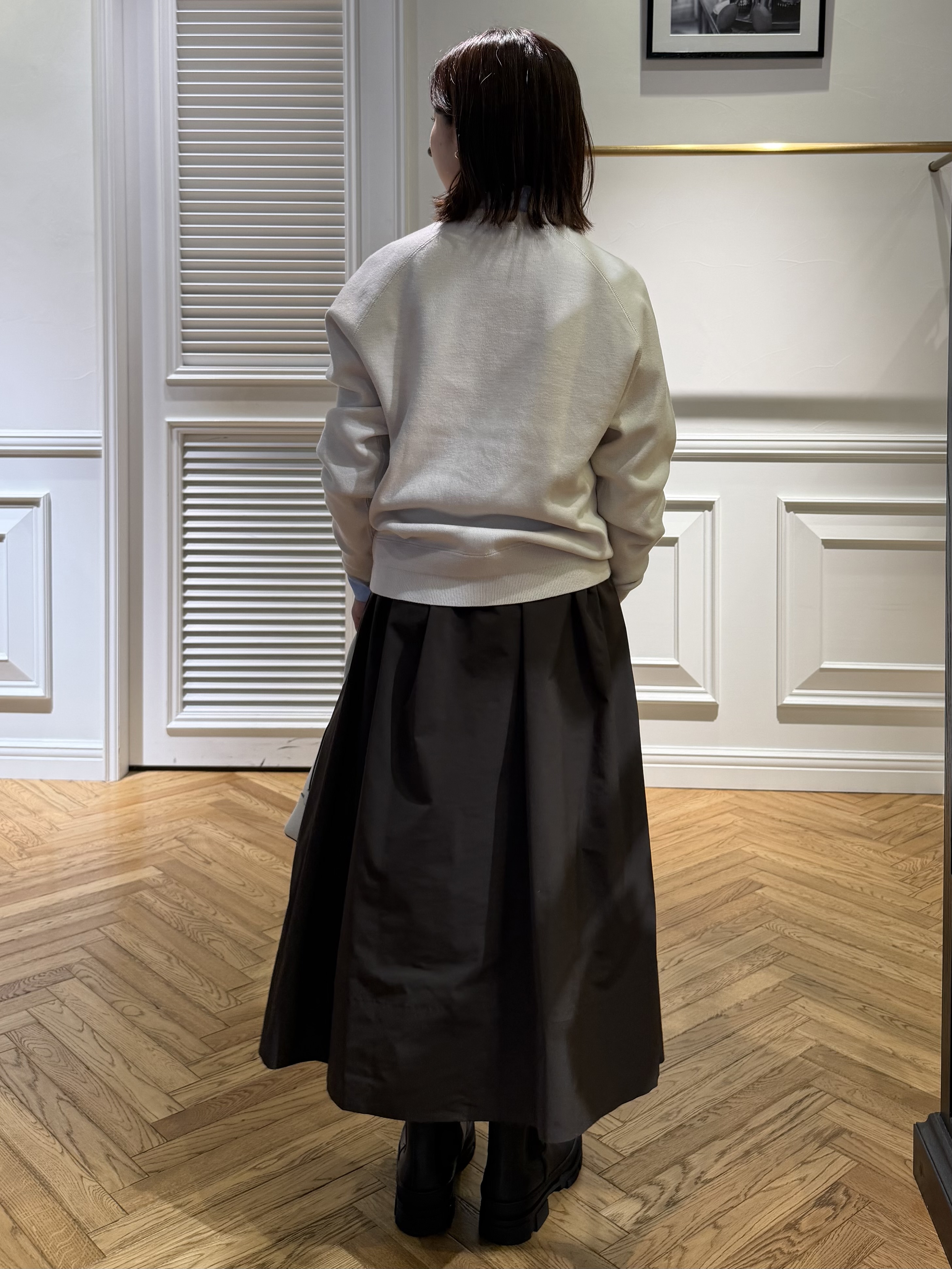 つじ まこさんの「DRESSTERIOR｜【6色展開/ウォッシャブル】コットンカシミヤニット」を使ったコーディネート