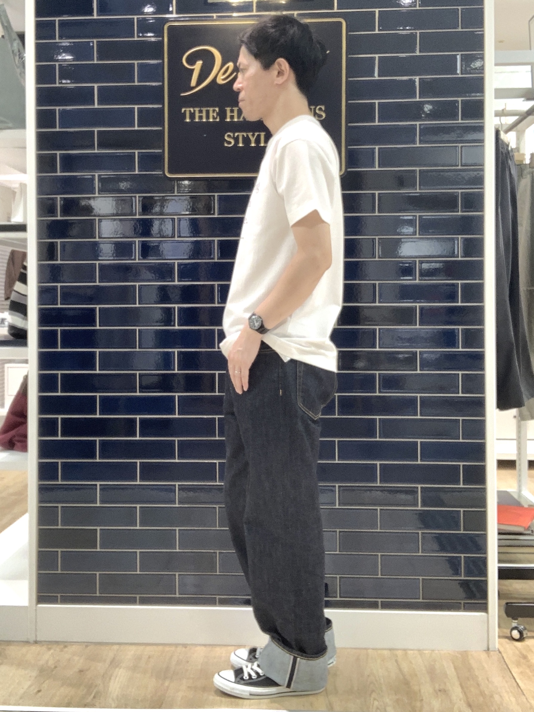 Takaさんの「Dessin｜グラフィックTシャツ」を使ったコーディネート