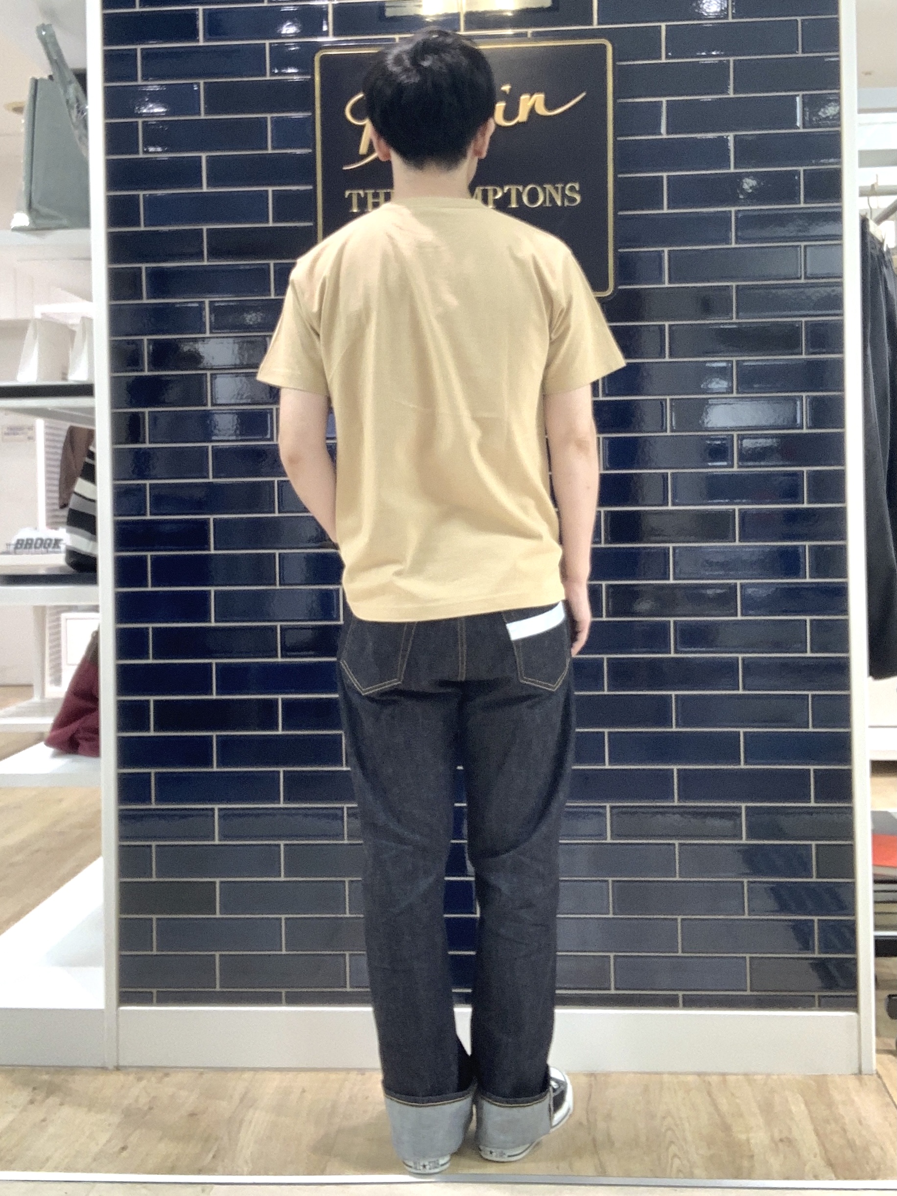 Takaさんの「Dessin｜グラフィックTシャツ」を使ったコーディネート