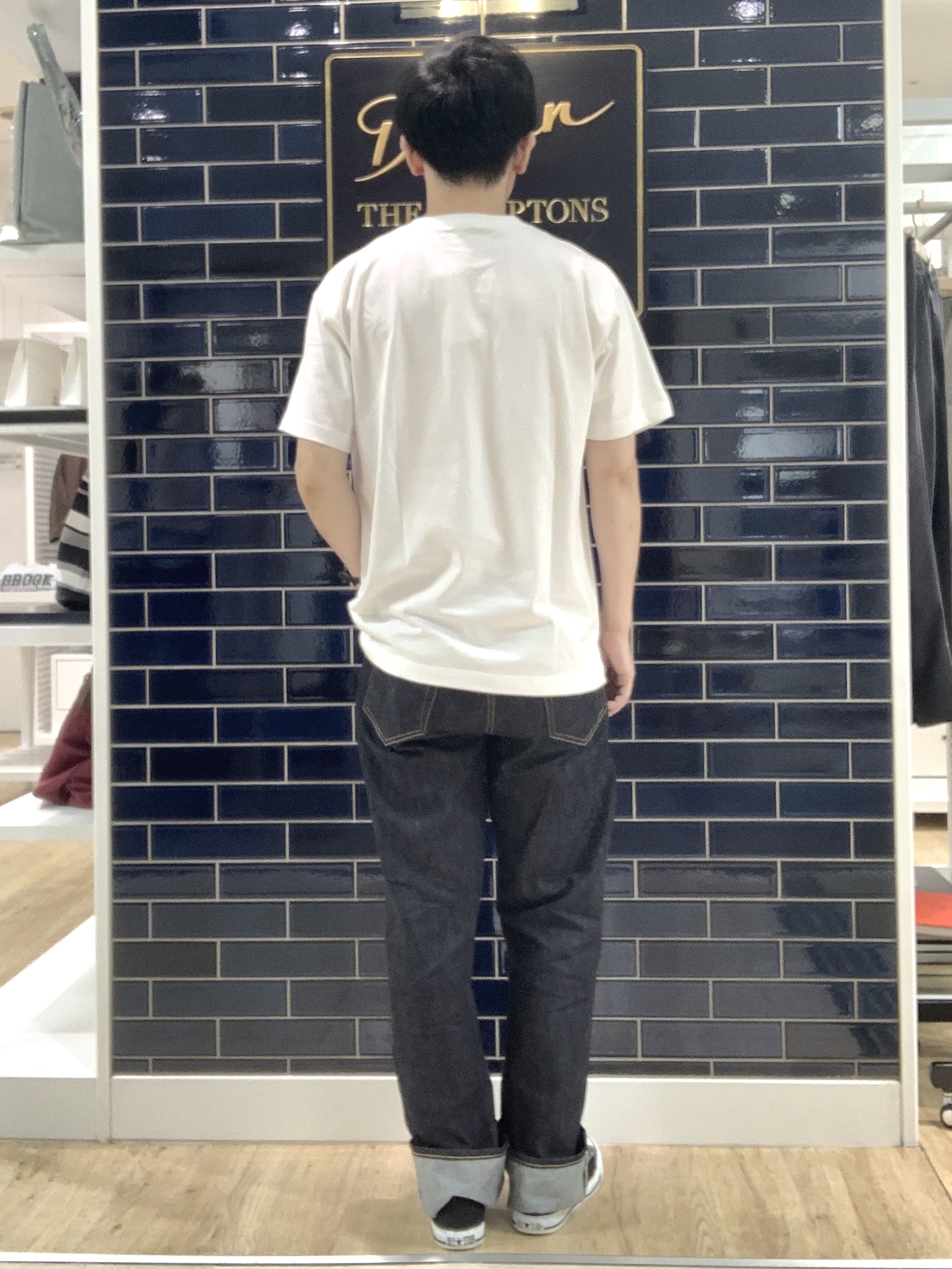 Takaさんの「Dessin｜グラフィックTシャツ」を使ったコーディネート