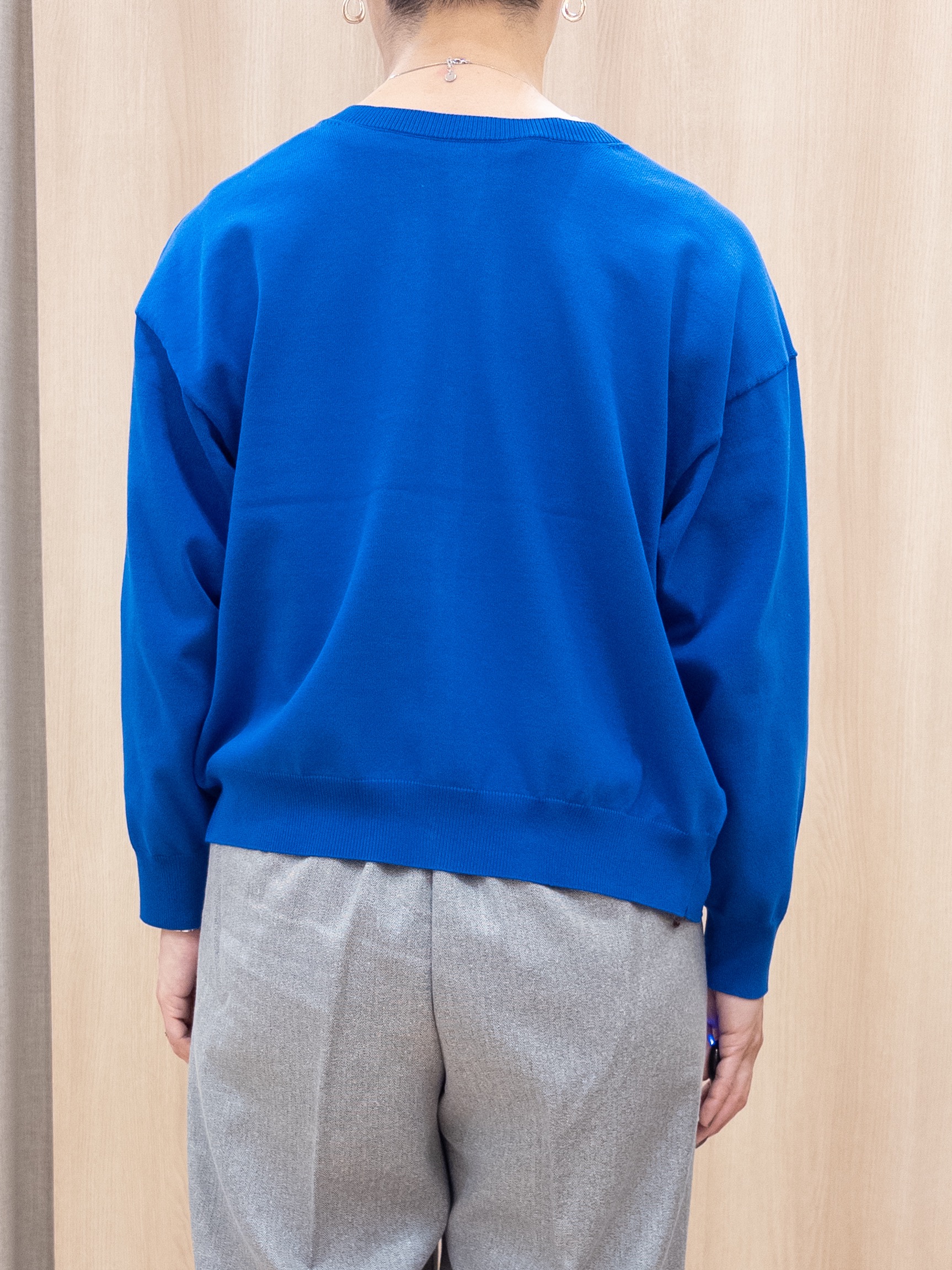シュウコさんの「grove｜【シリーズ累計36万枚/UVカット・ひんやり・洗濯機OK】やわらかドライタッチ 五分袖クルーネックニ」を使ったコーディネート